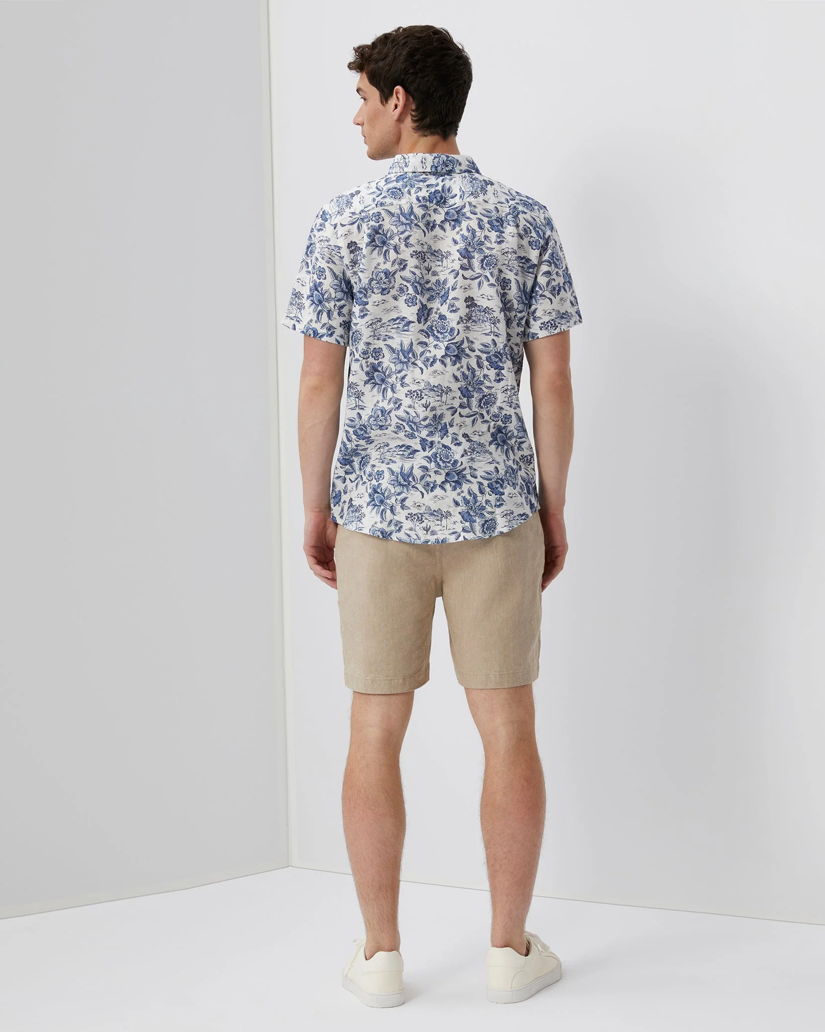Mens | 4-way Stretch Hybrid 7" Walk Short | Sand - Image 5