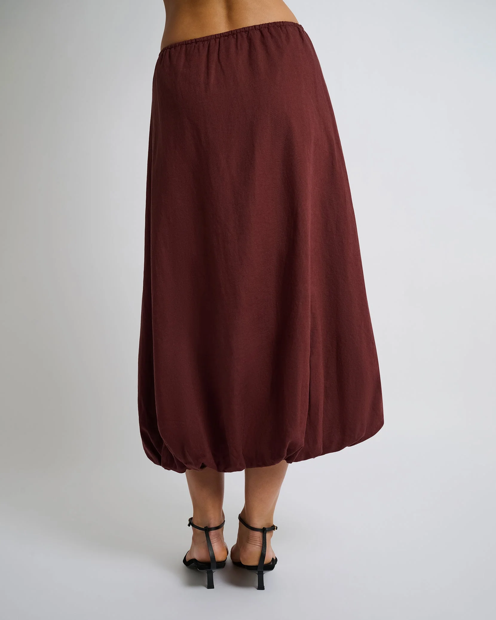 Womens | Air Linen Bubble Maxi Skirt | Rum - Image 4