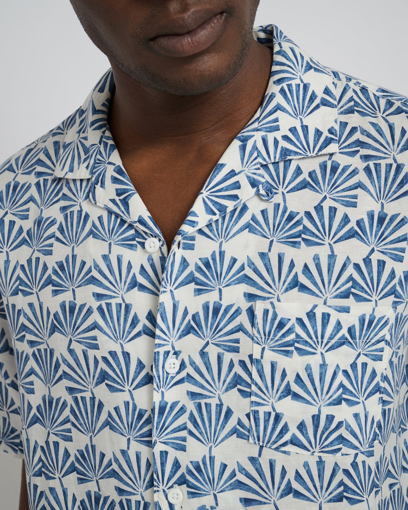 Mens | Air Linen Vacation Shirt | Dark Blue - Image 2