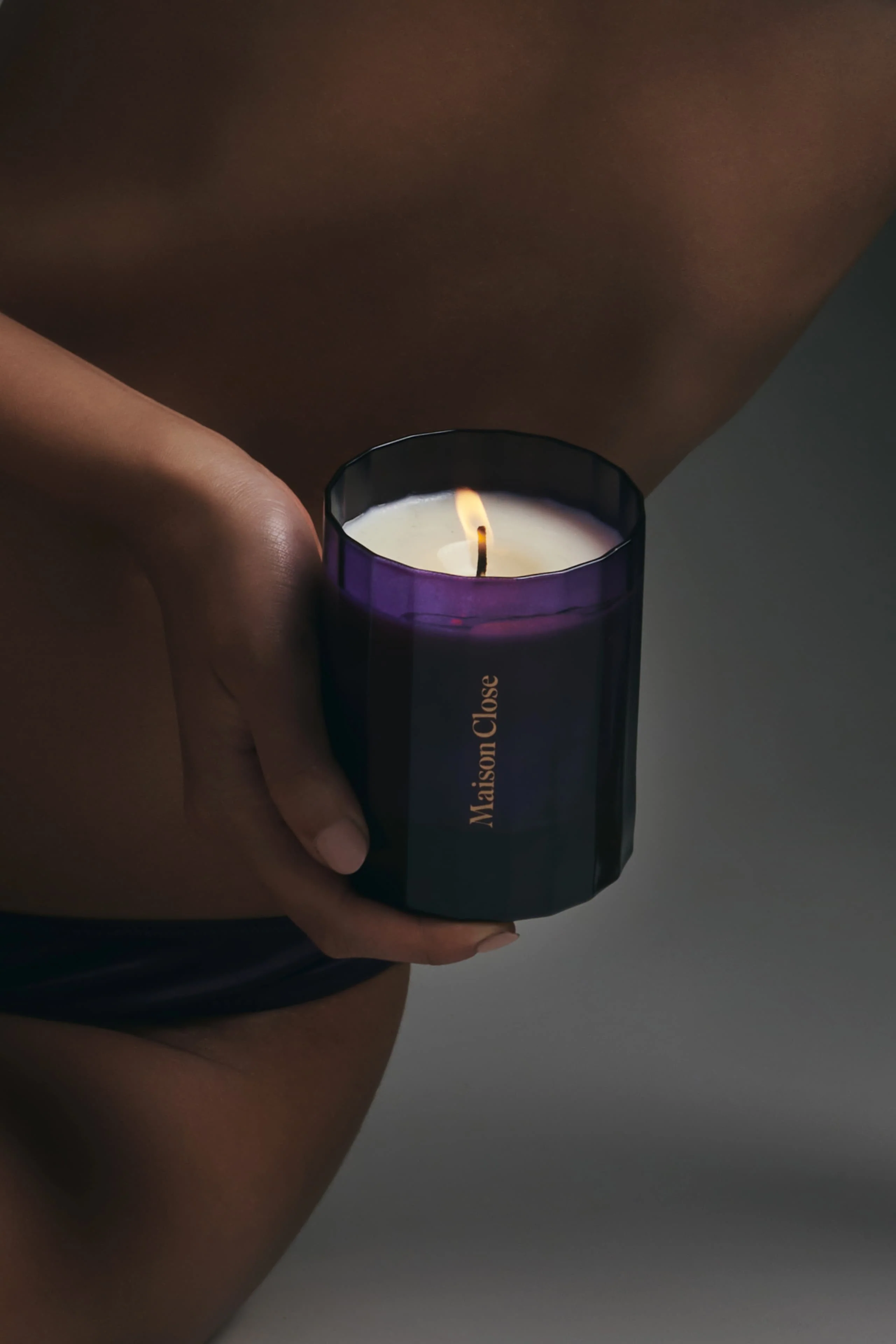 Candle Scène de Crime - Metallic notes | Violet - Image 4
