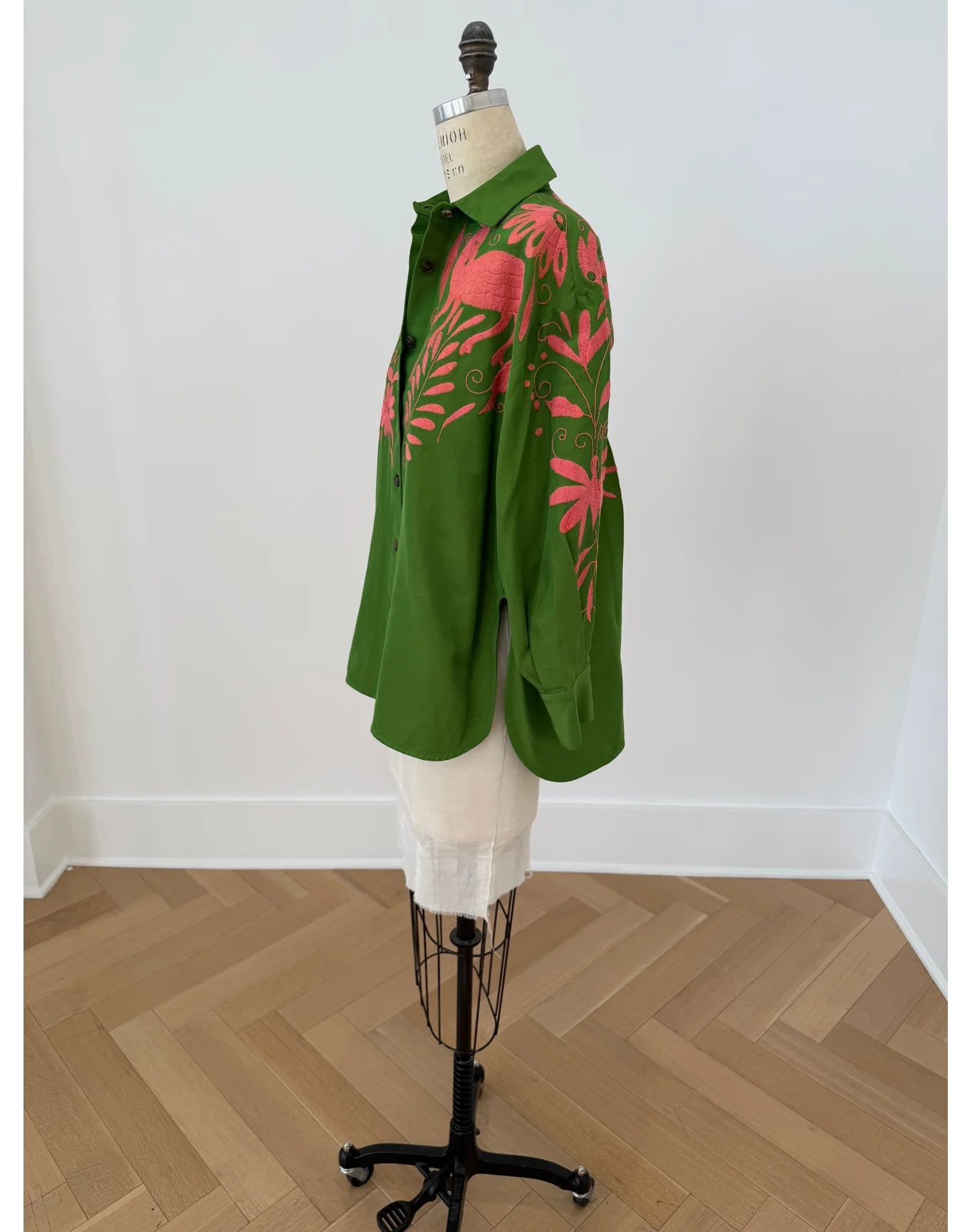 Embroidered Oversized Button Down with High Side Seam | Lawn Green Multi - Image 2