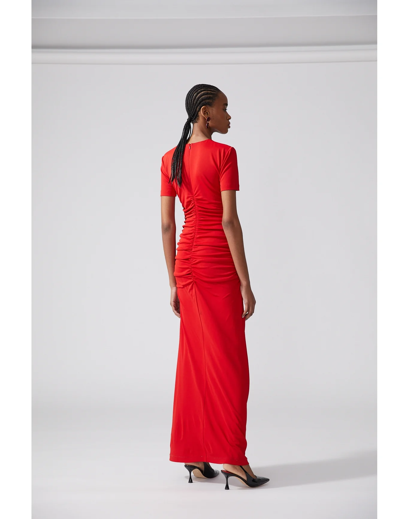 Short Sleeve Crewneck Ruched Midi Dress | Herrera Red - Image 5