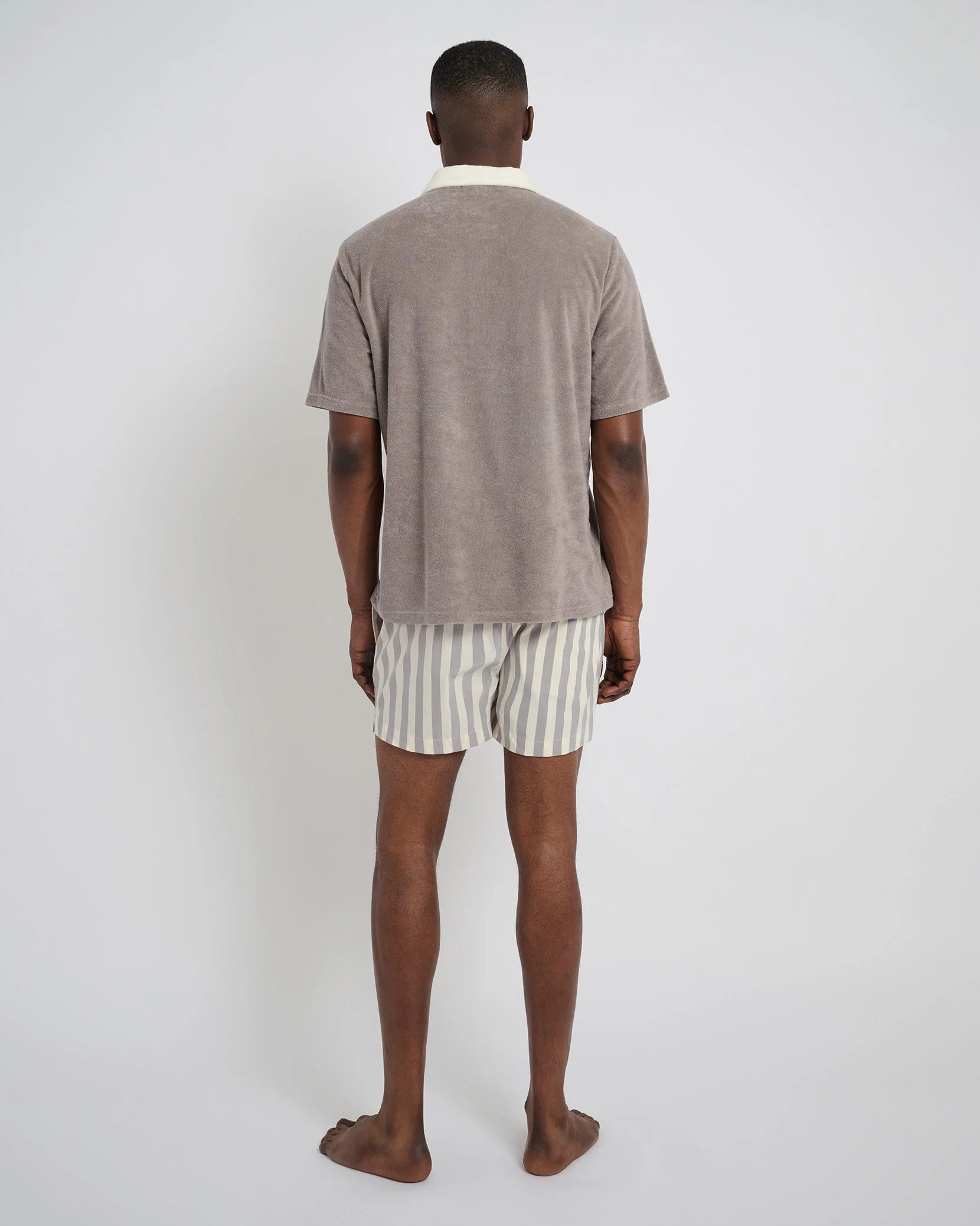 Mens | Charles 4" Swim Trunk | Cinder/Cream - Image 6