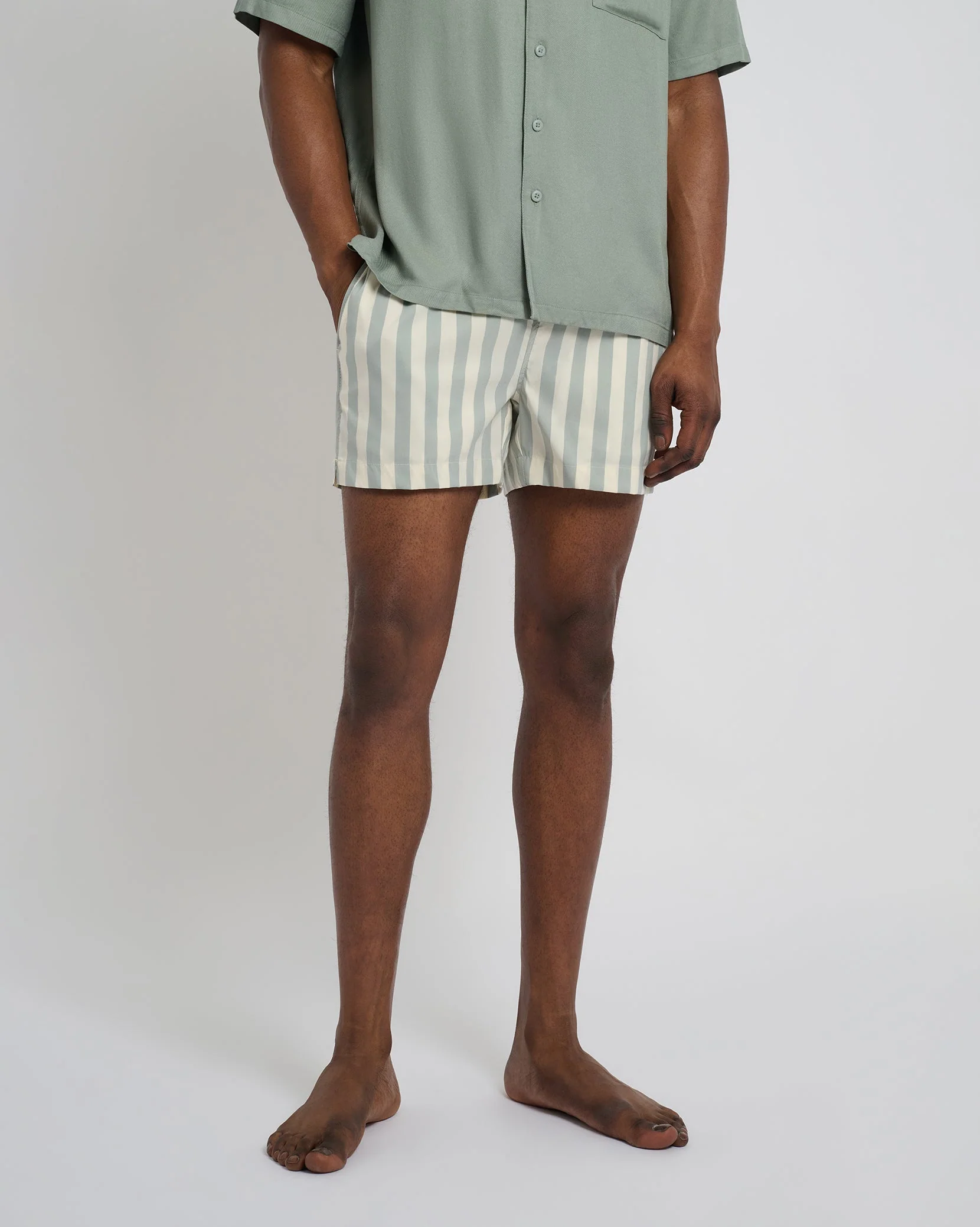 Mens | Charles 4" Swim Trunk | Sage/Cream - Image 3