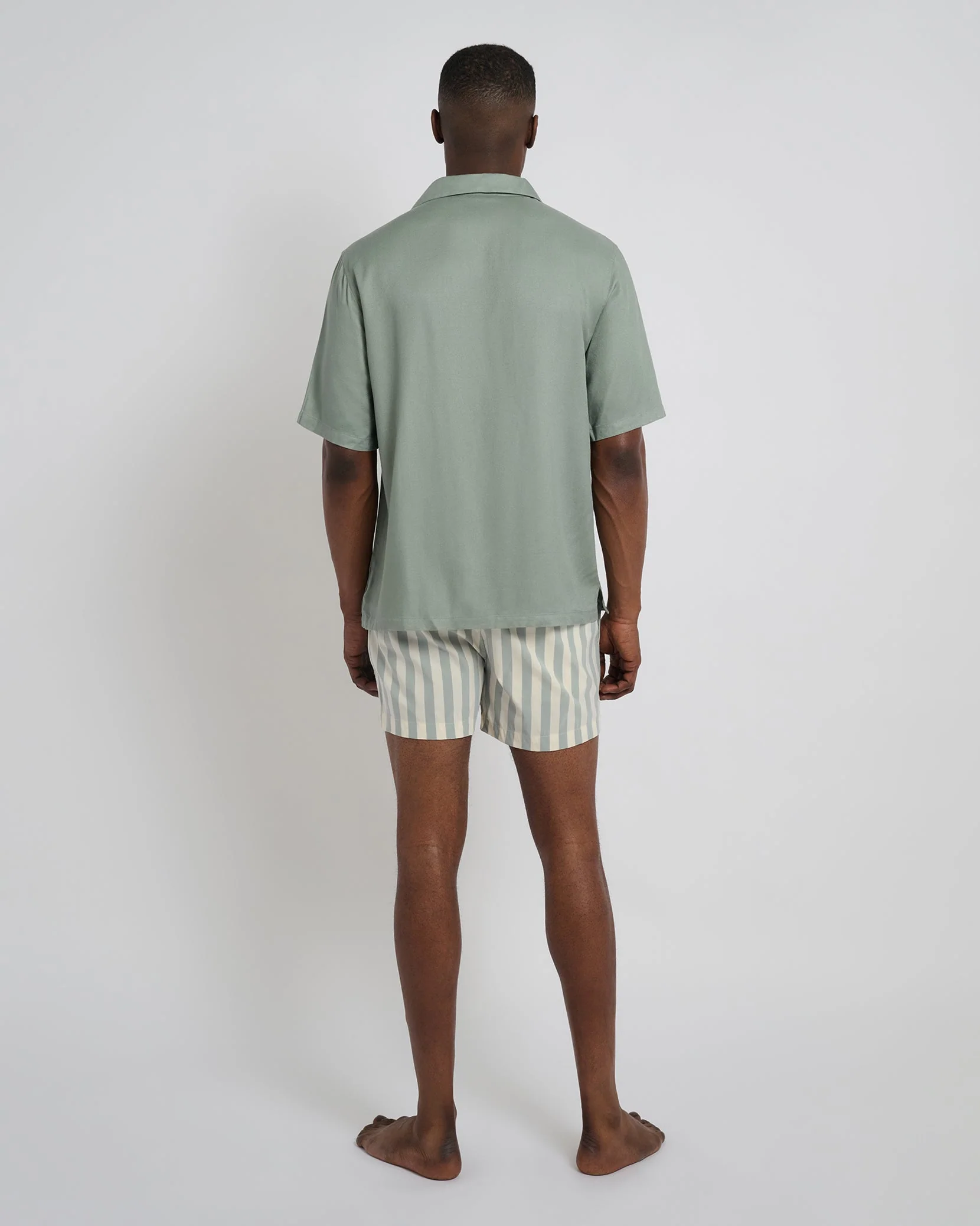 Mens | Charles 4" Swim Trunk | Sage/Cream - Image 5