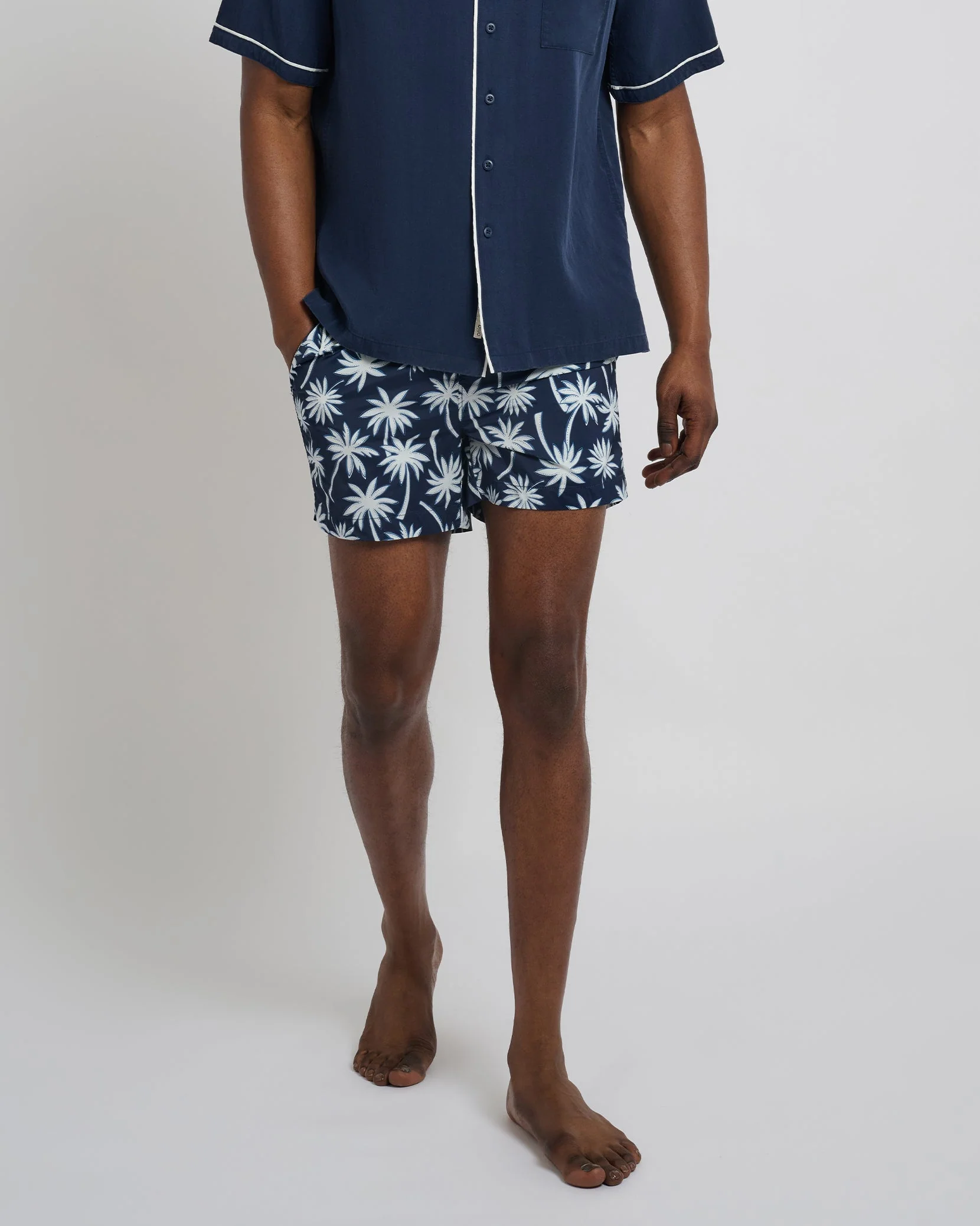 Mens | Charles 4" Swim Trunk | Deep Navy - Image 3