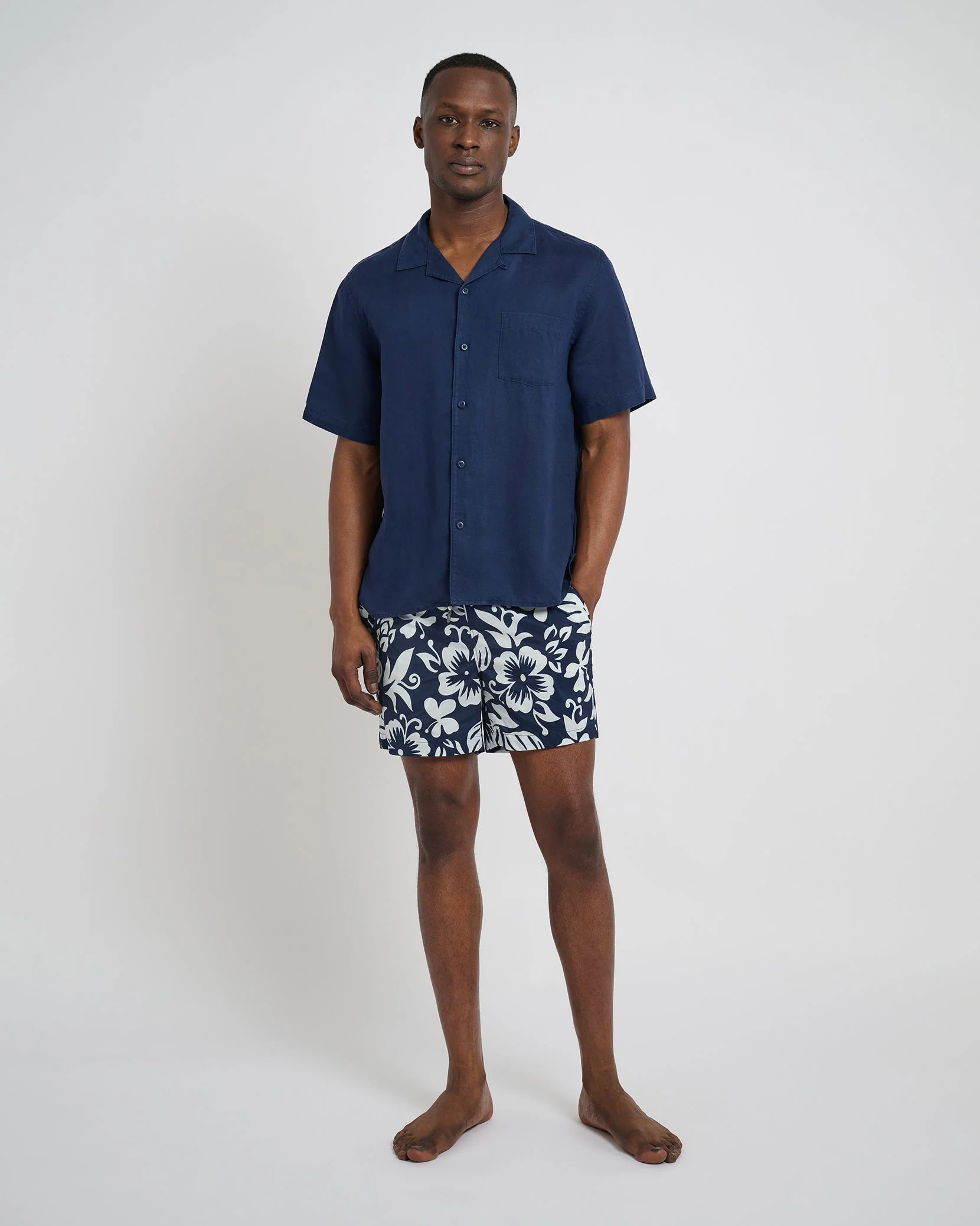 Mens | Charles 5" Swim Trunk | Tropical Floral Deep Navy - Image 3