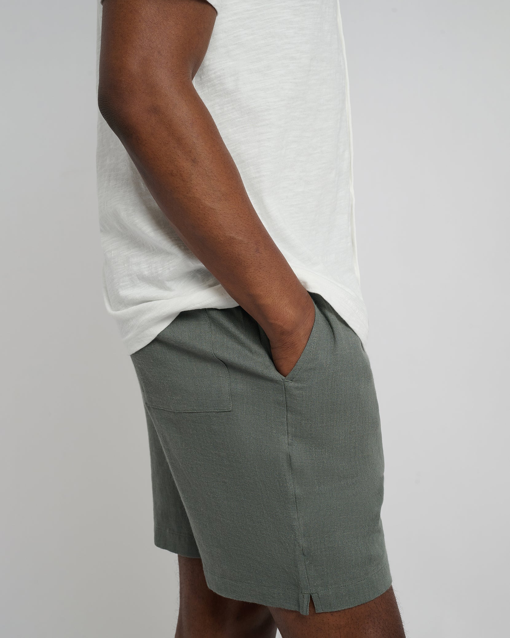 Mens | Classic 6" Pull On Linen Short | Agave - Image 3