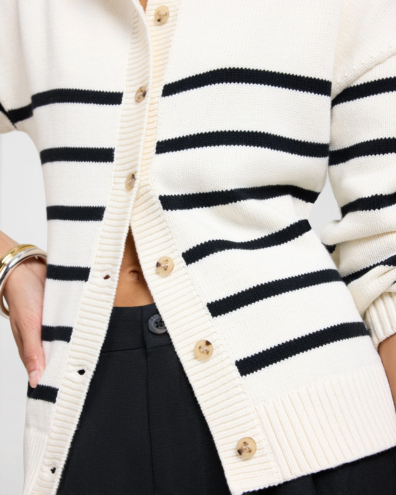 Womens | Cotton Fitted Cardigan | Off White/Black - Image 5