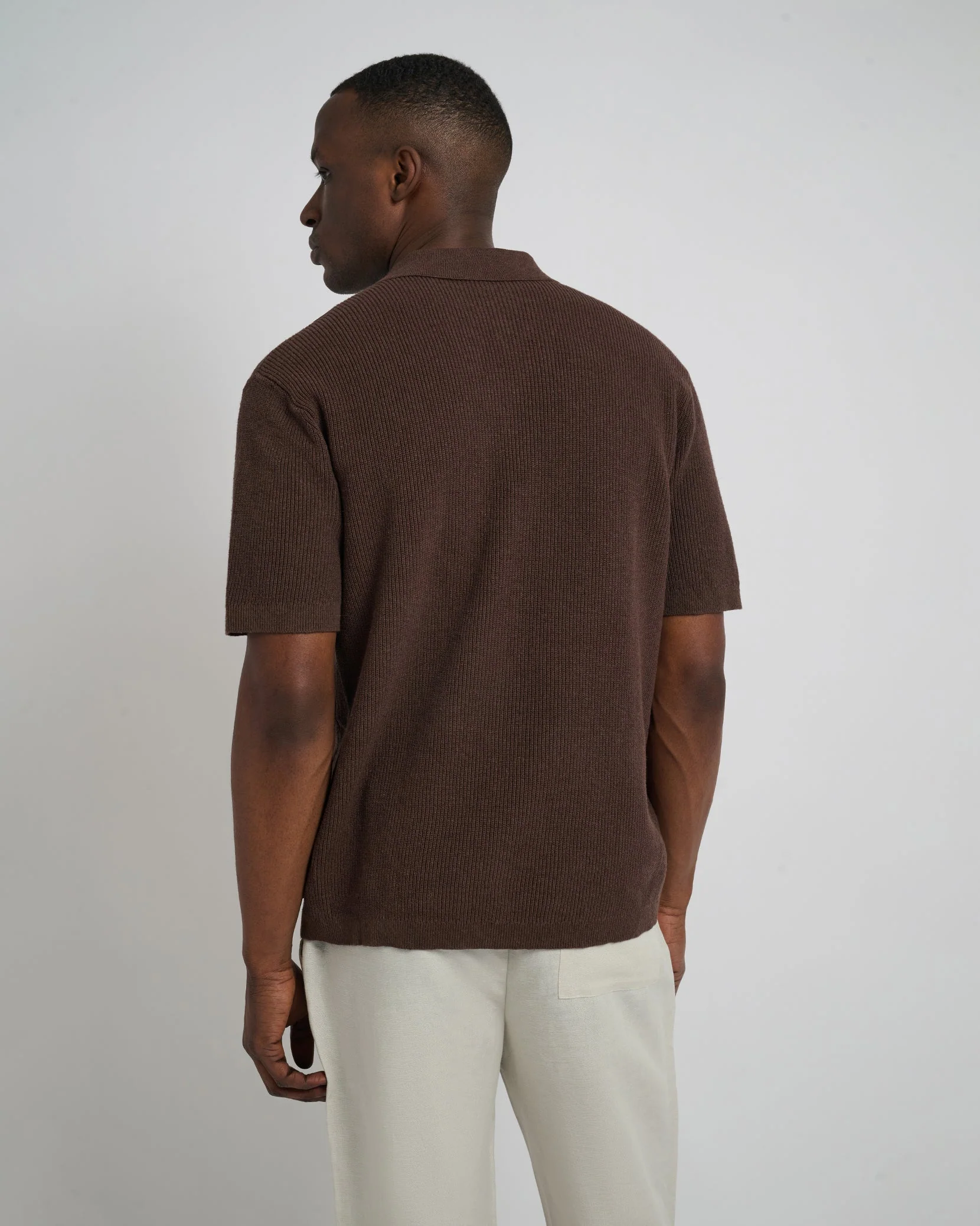 Mens | Cotton Linen Knit Camp Shirt | Chestnut - Image 5