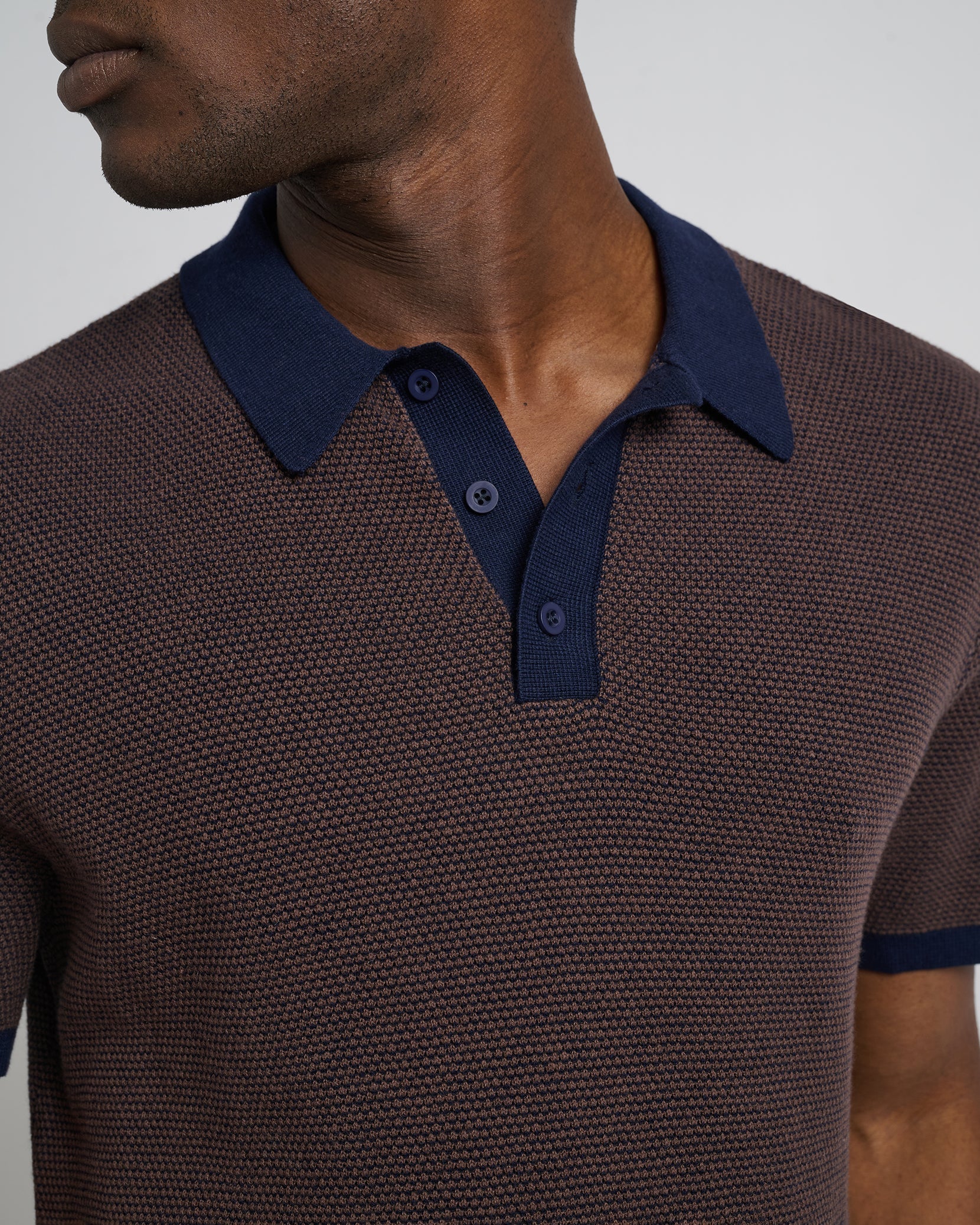 Mens | Cotton Textured Knit Polo | Chesnut/Deep Navy - Image 2