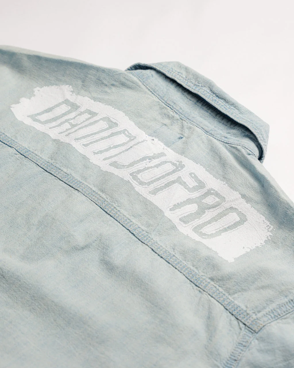 The Sports Oxford in Chambray - Knicks | Chambray Blue - Image 4