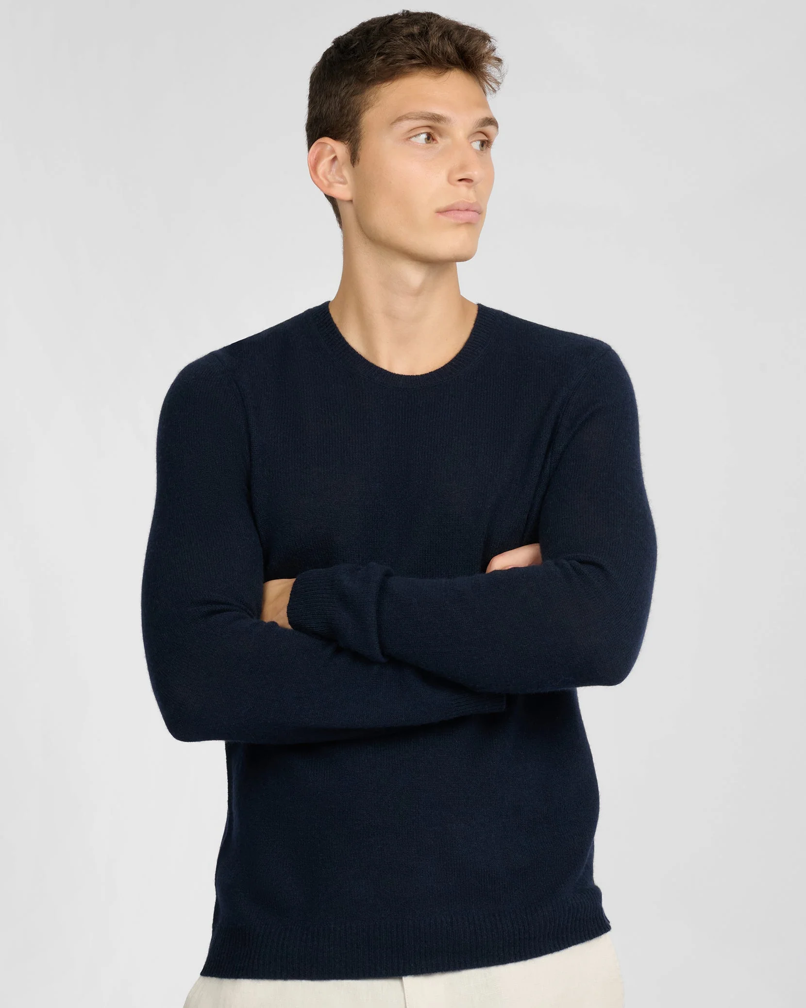 Mens | Featherweight Cashmere Sweater | Midnight - Image 2