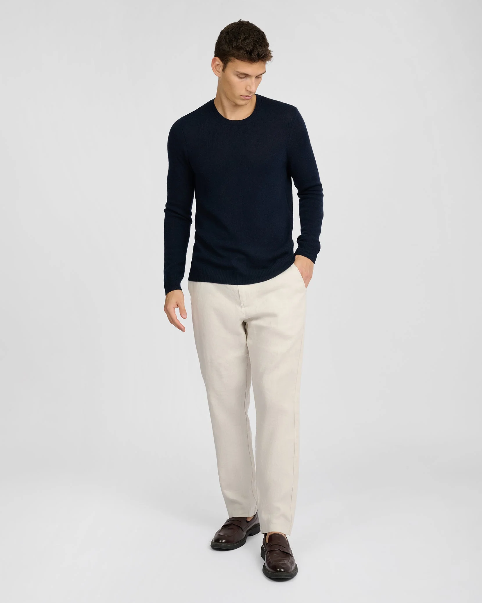 Mens | Featherweight Cashmere Sweater | Midnight - Image 3