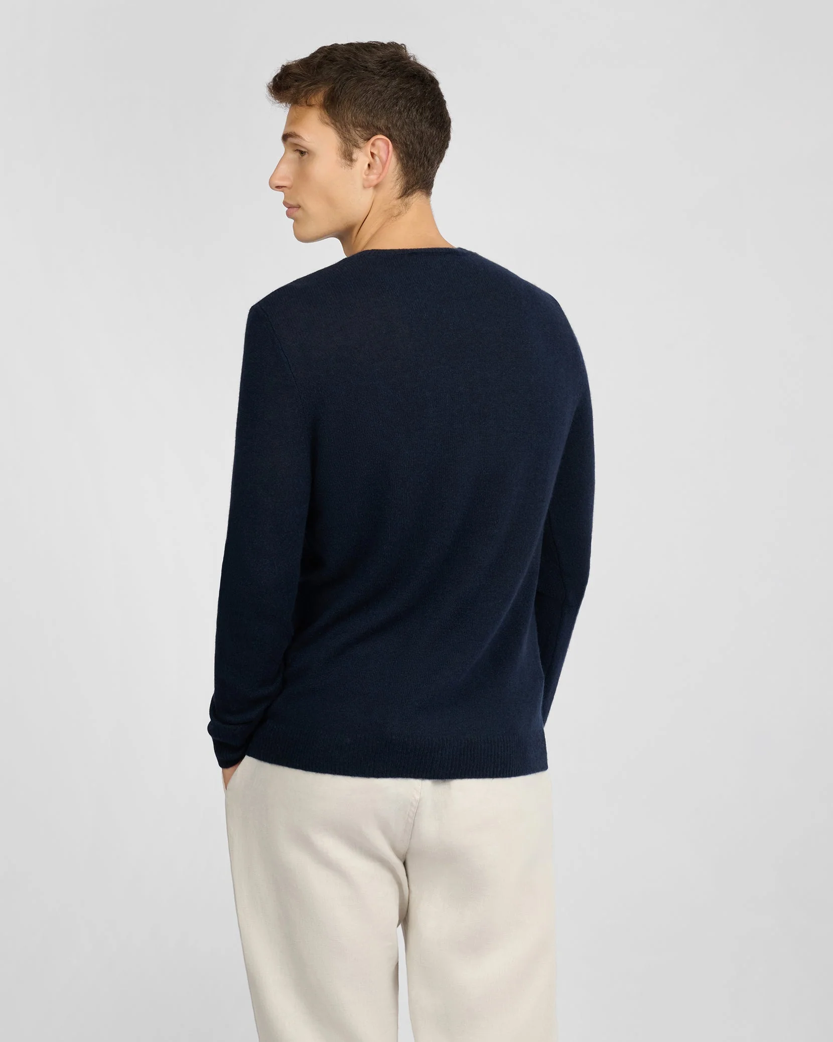Mens | Featherweight Cashmere Sweater | Midnight - Image 4