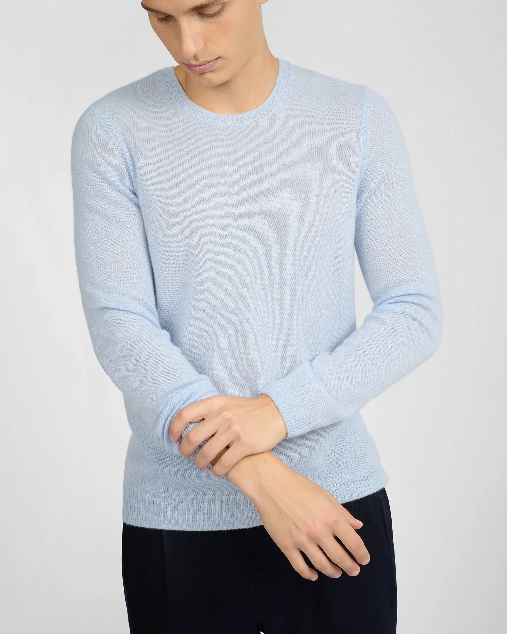 Mens | Featherweight Cashmere Sweater | Soft Sky - Image 3