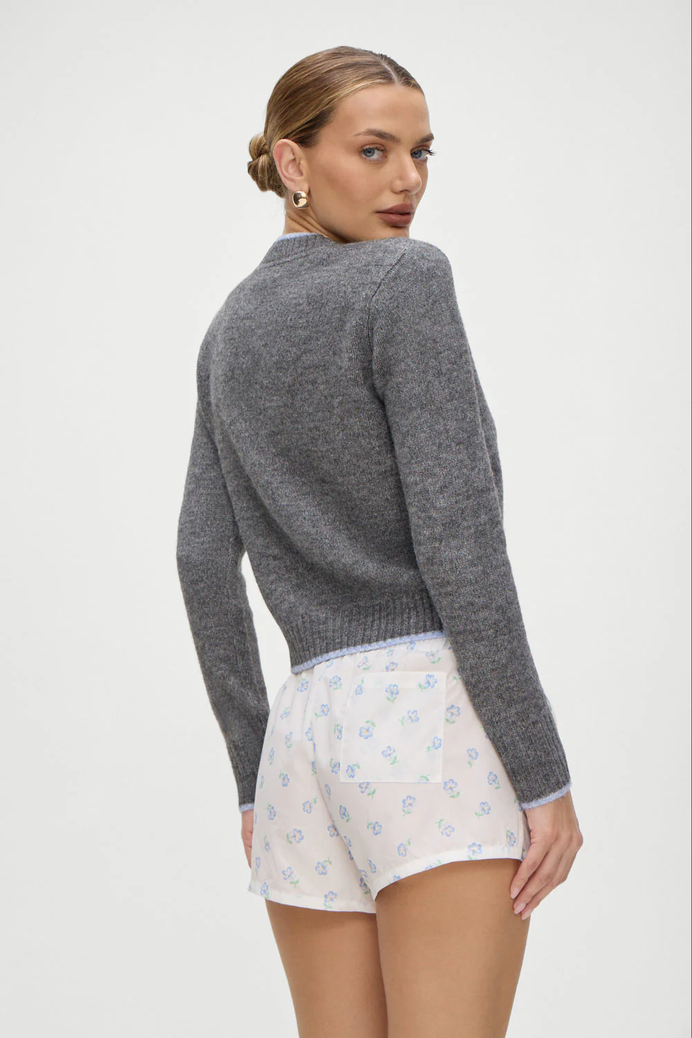 Brentwood V Neck Sweater | Winter Sky - Image 2