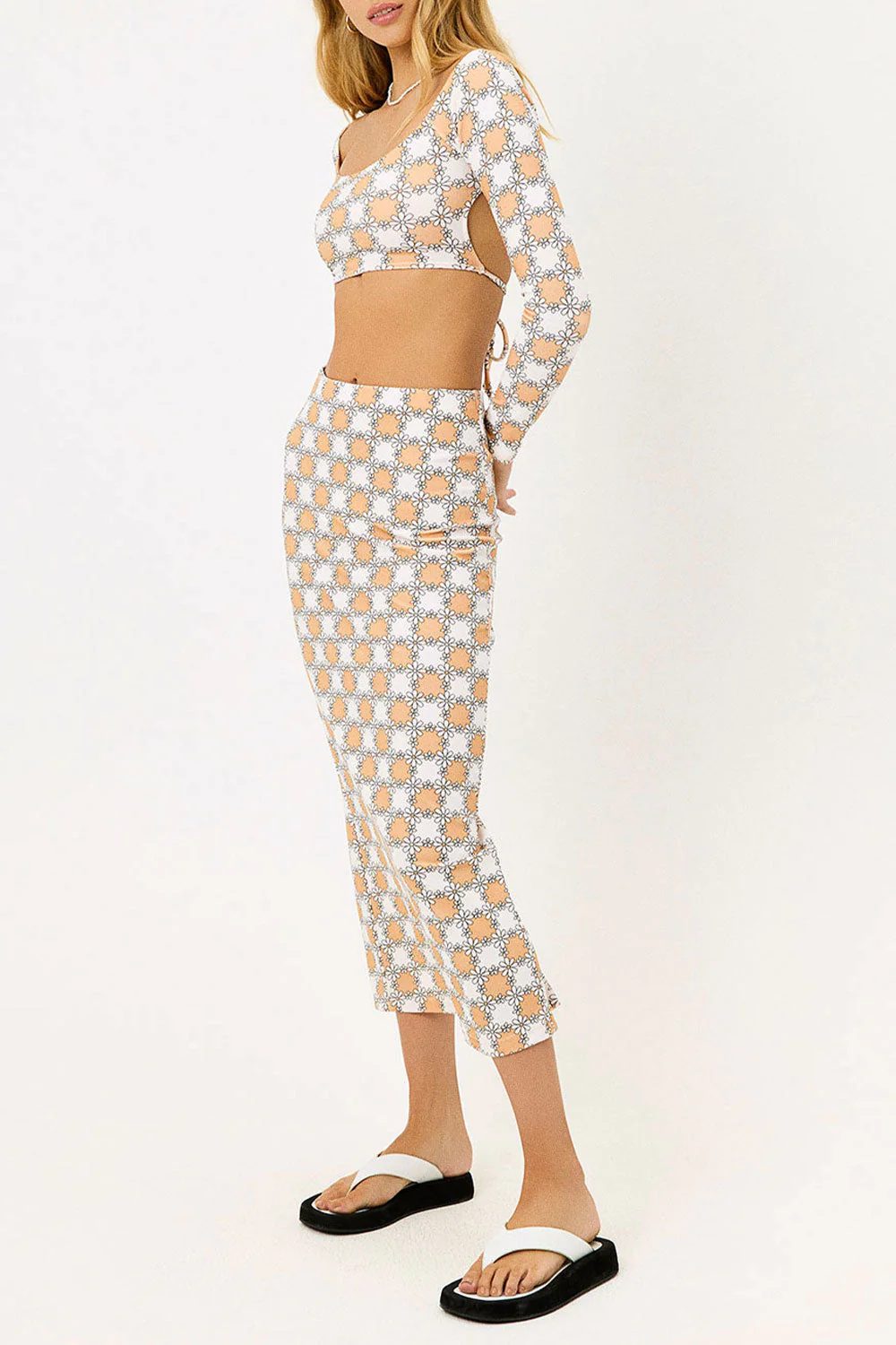 Piper Terry Long Sleeve Crop Top | Nude Daisy - Image 3