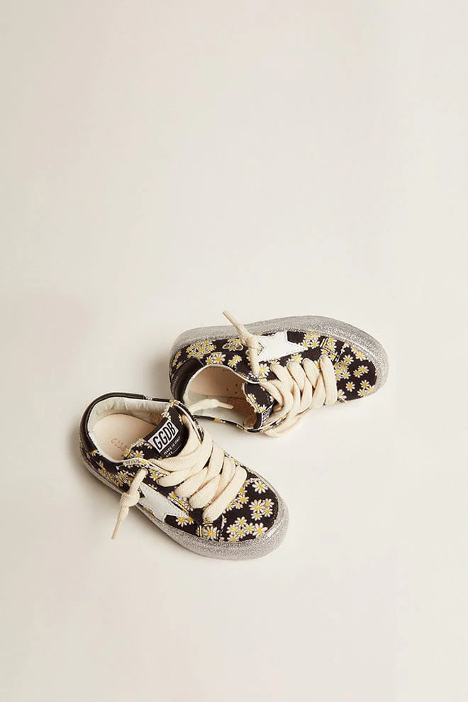 Kids | May Young Black with Floral Pattern & White Star | Black x White Daisies x White x Black - Image 7
