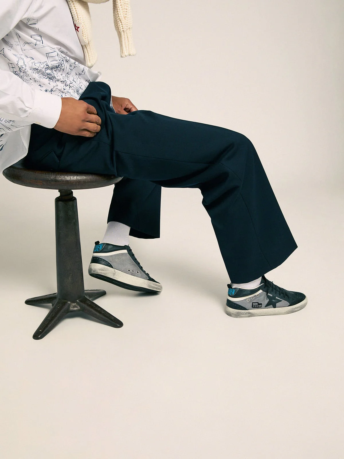 Men | Mid Star Sneakers Black Leather & Silver Mesh | Black x Grey x White - Image 7
