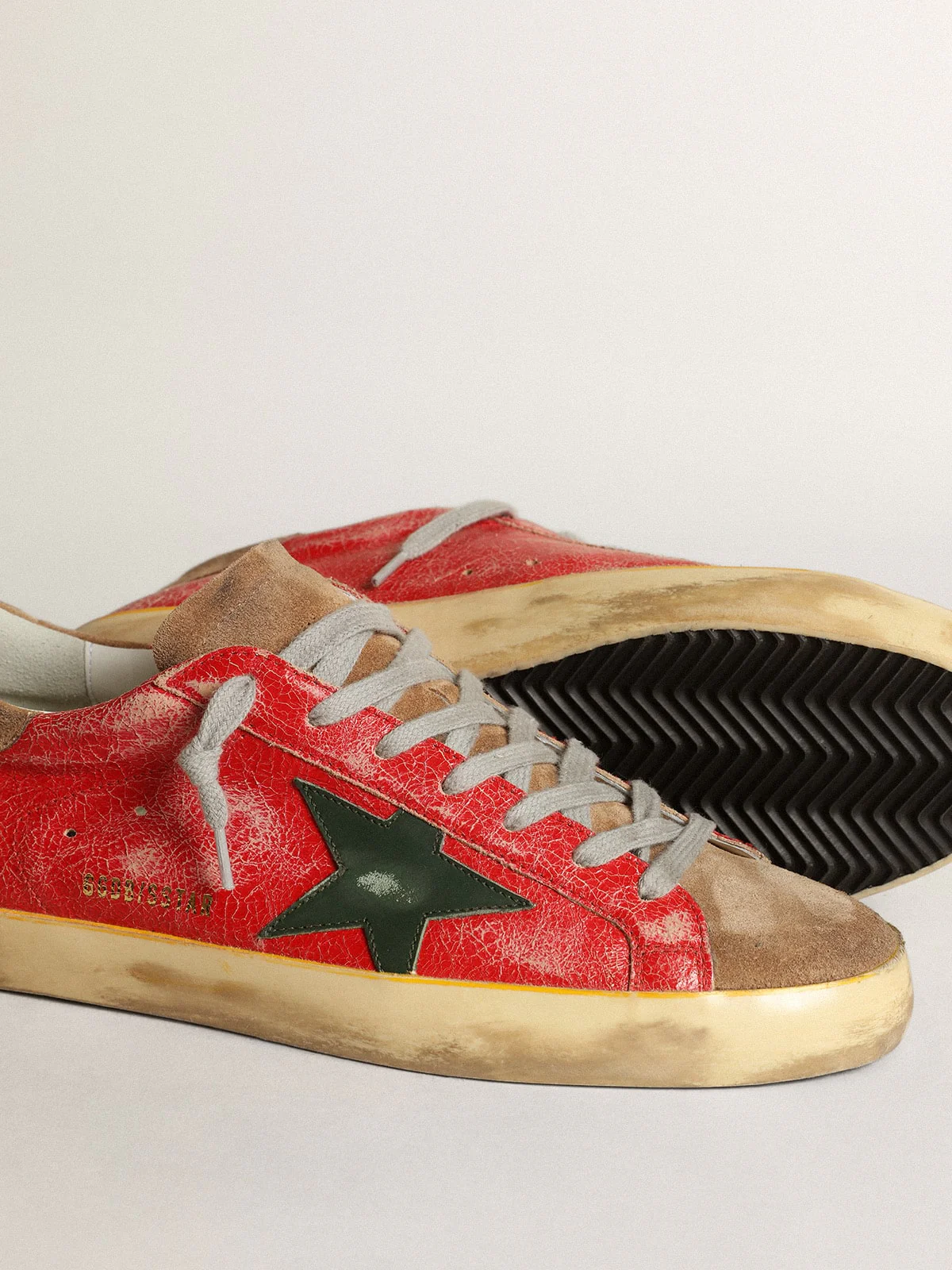 Men | Super-Star Red Crackled Leather with A Green Leather Star | Red x Green x Tobacco - Image 4