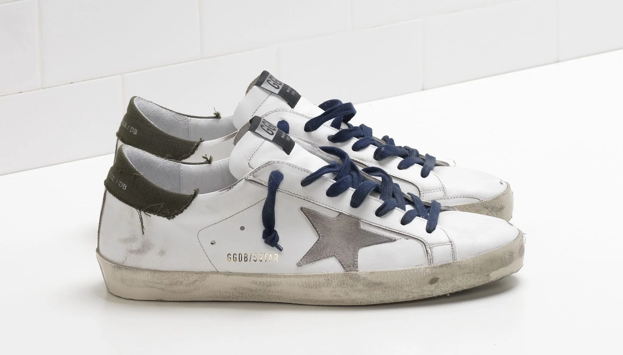 Men | Super-Star Sneakers with The Heel Tab Raw Edge Canvas - Image 4