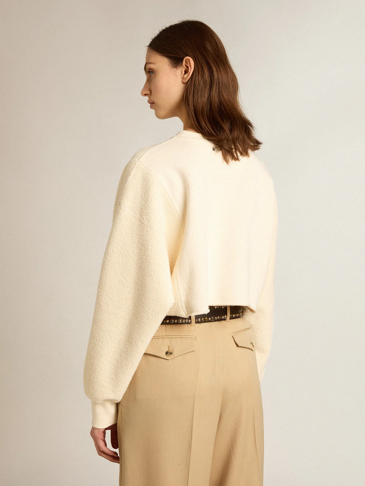 Women | Aged White Cotton Cropped Sweatshirt | Heritage White x Blue - Image 4