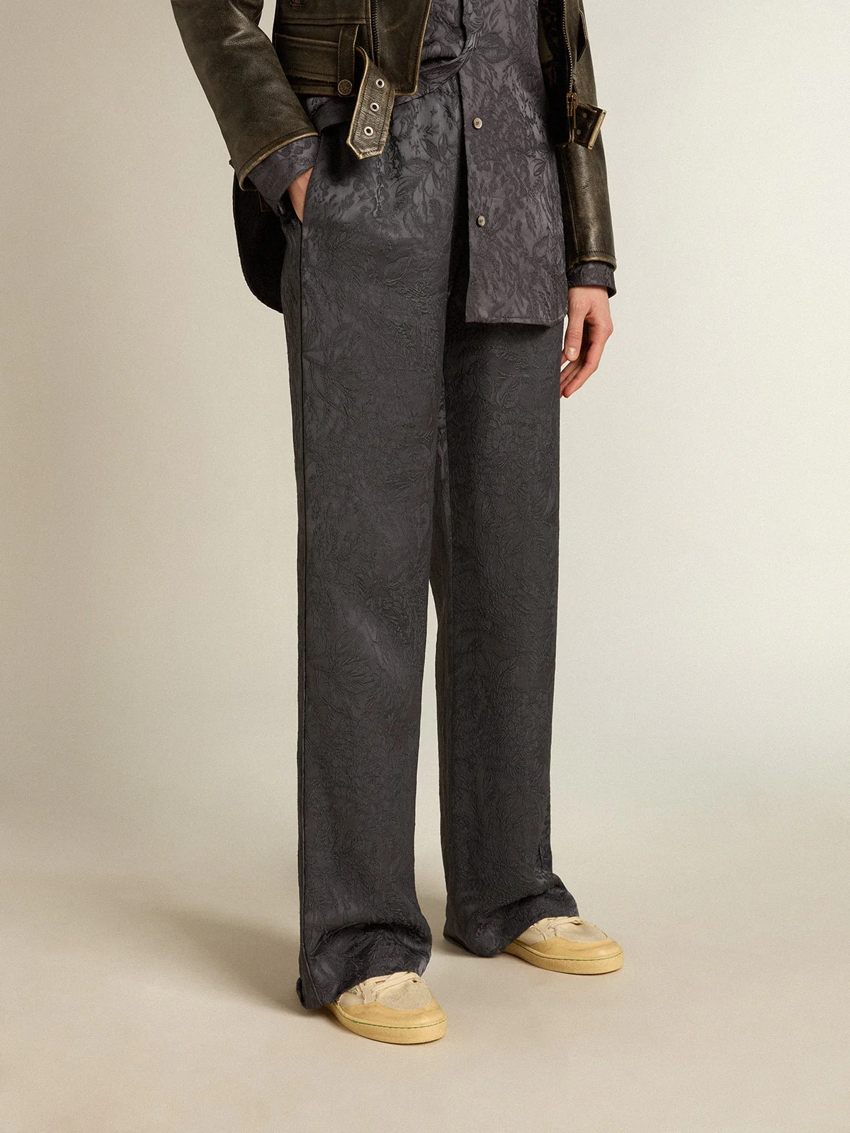 Women | Jacquard Pants with All-Over Toile De Jouy Pattern | Ombre Blue - Image 4