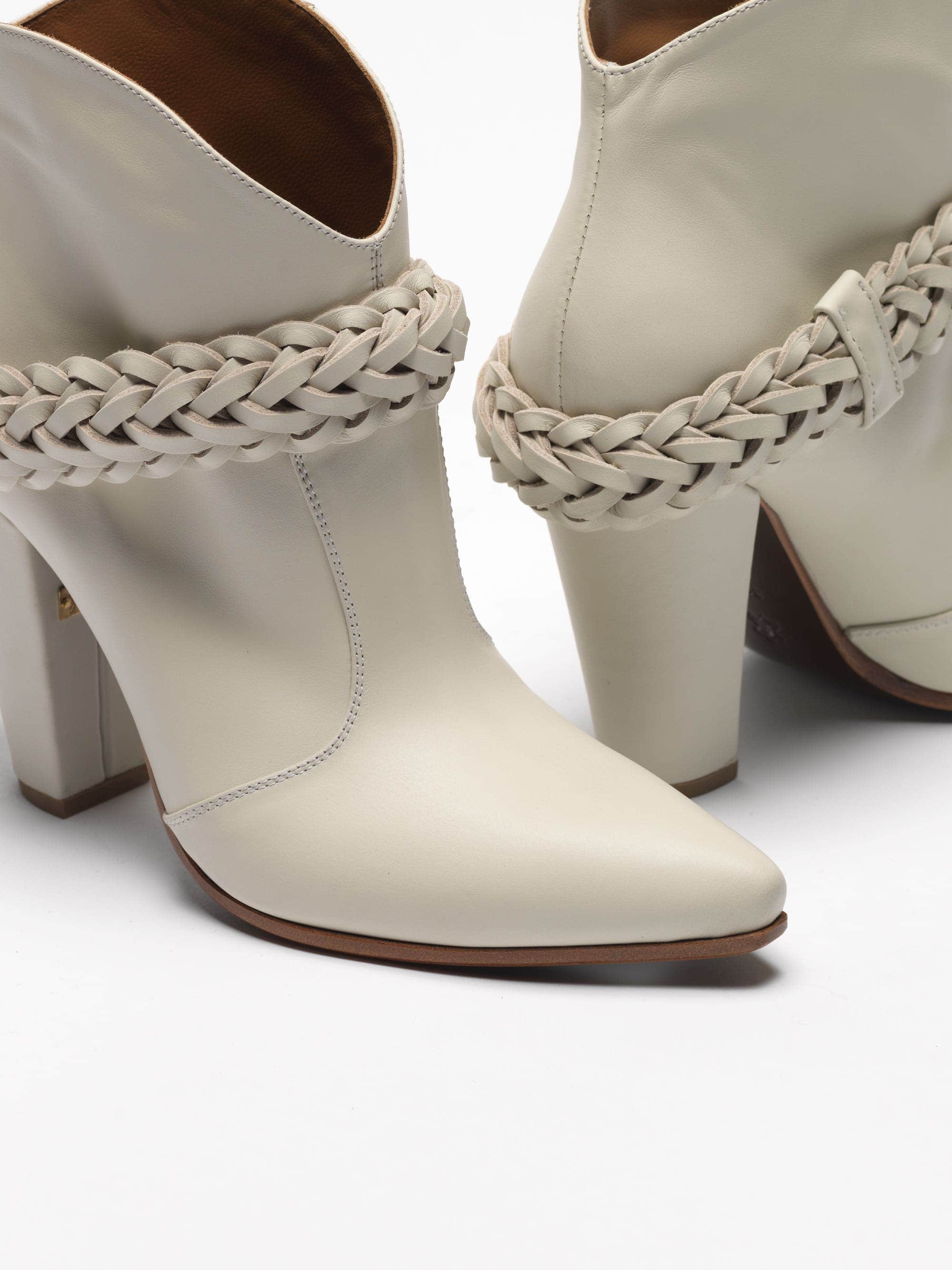 Women | Low White Michelle Ankle Boots - Image 5