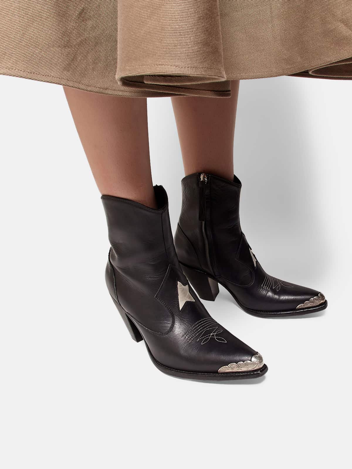 Women | Nora Ankle Boots with A Gold Star & Metal Plate (V2) - Image 4