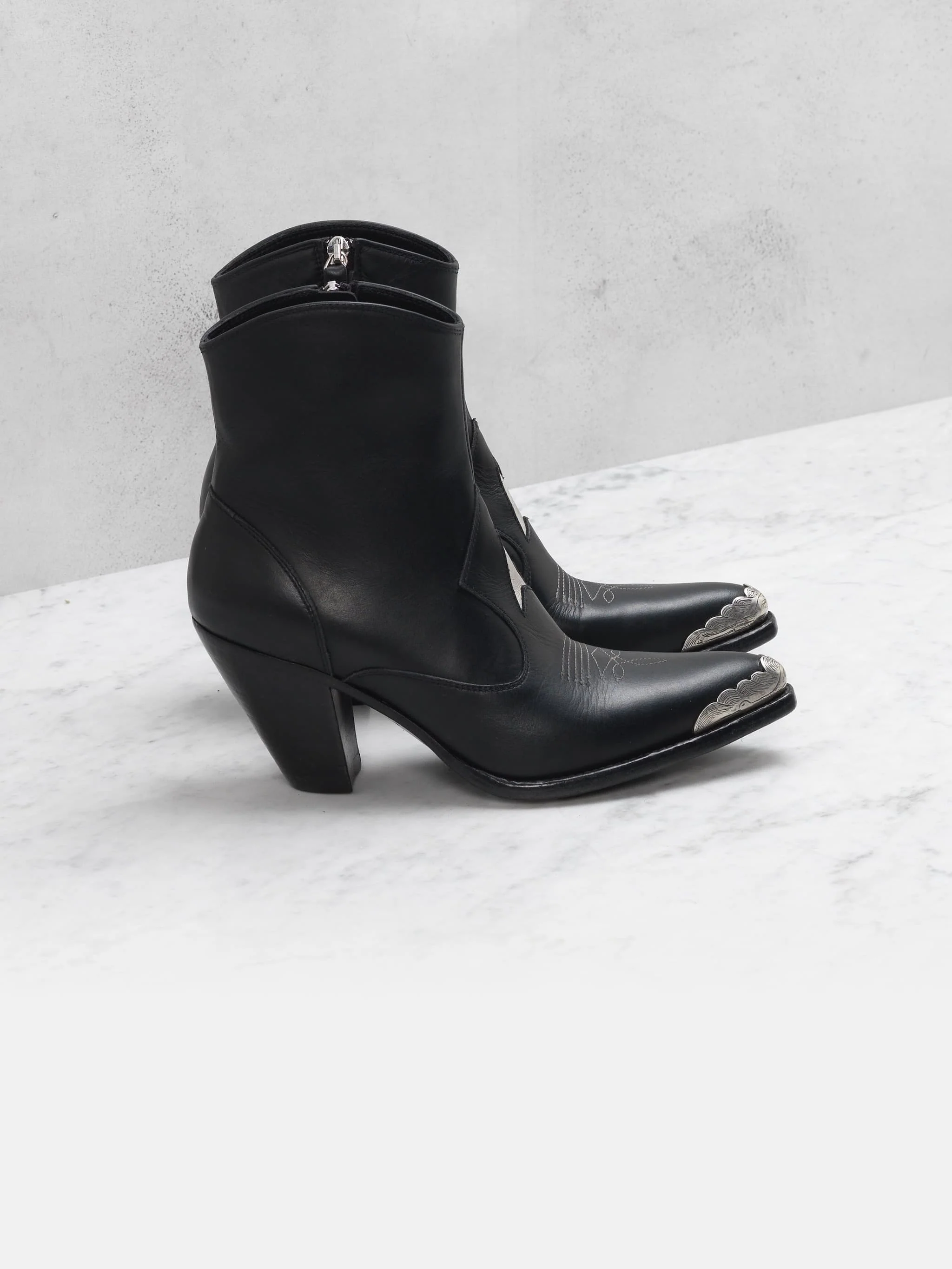 Women | Nora Ankle Boots with A Gold Star & Metal Plate (V2) - Image 6