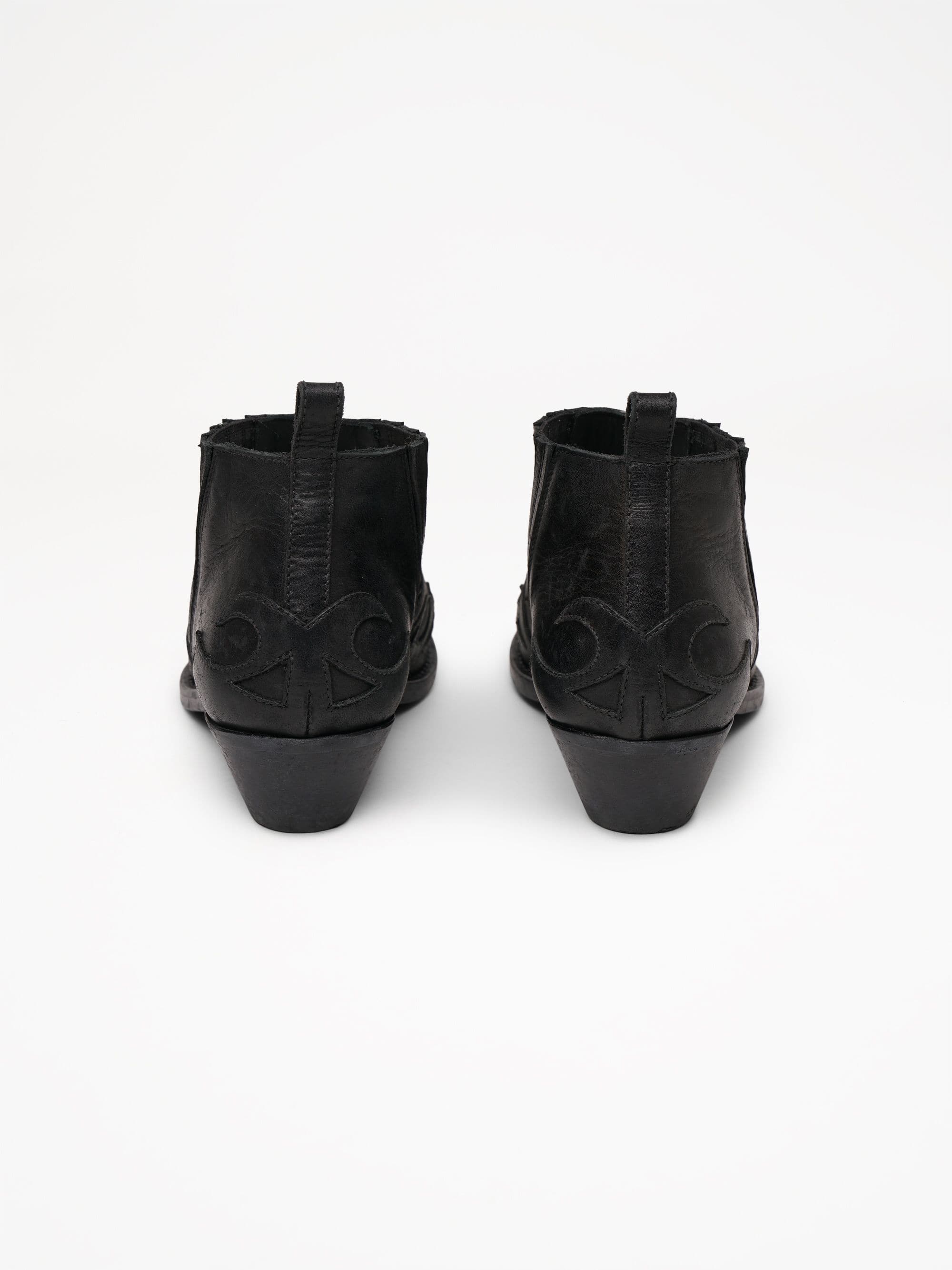 Women | Santiago Low Ankle Boots Black Leather - Image 4