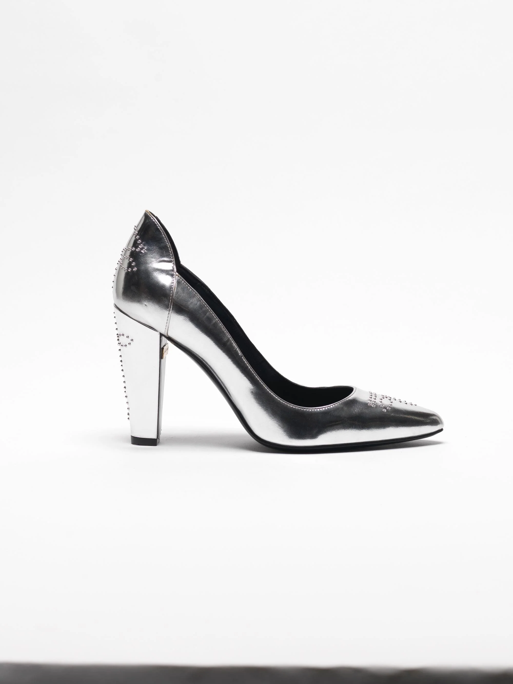 Women | Silver Mirror-Finish Gabrielle Pump with Studs - Image 4