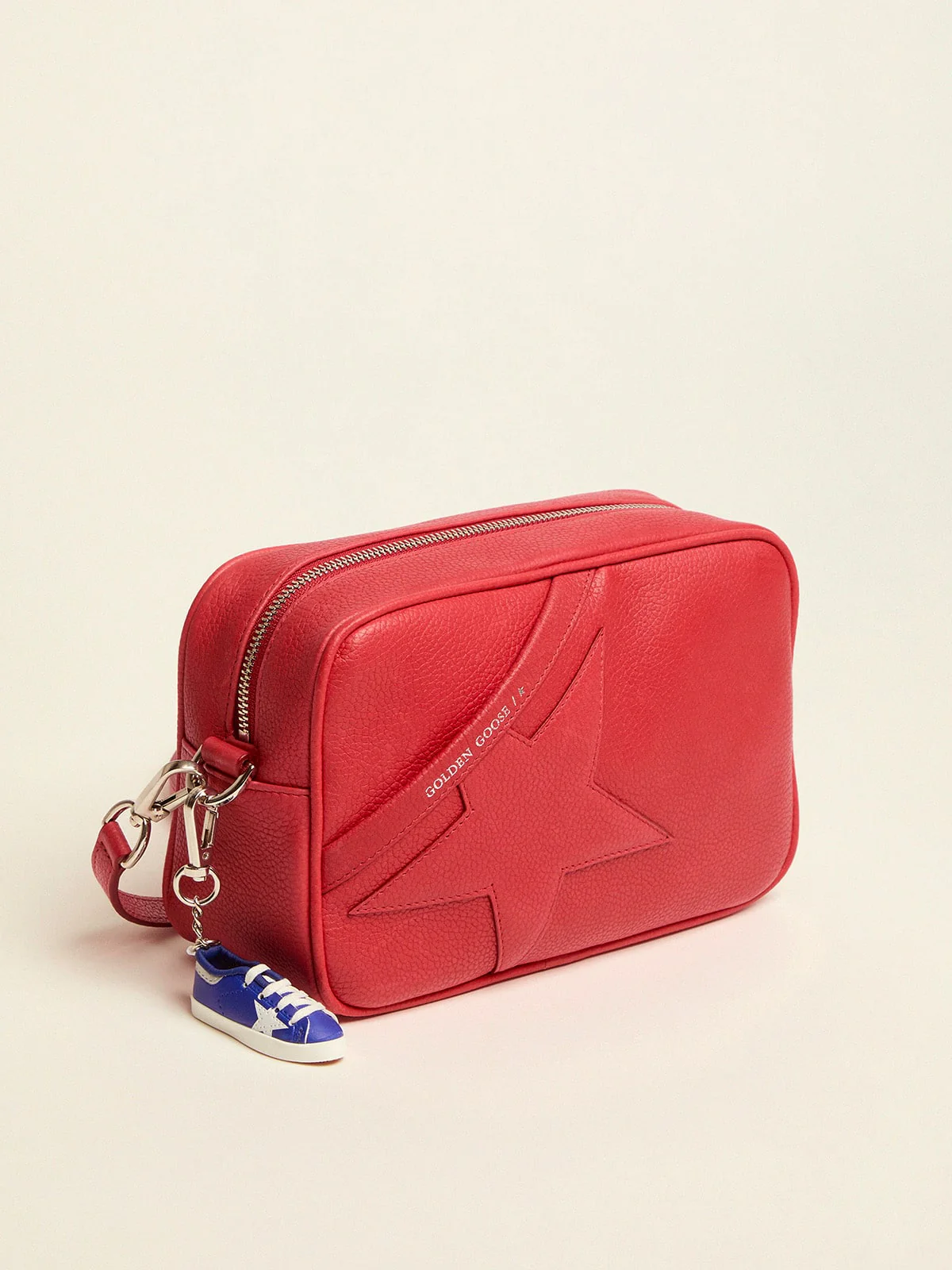 Women | Star Bag with Shoulder Strap Made Of Pebbled Leather - Image 4