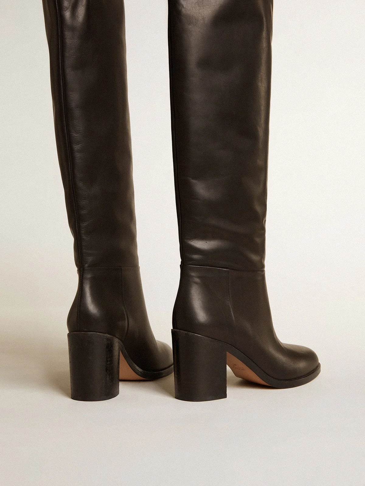 Women | Vivienne Knee-High Boots Black Leather | Black - Image 2