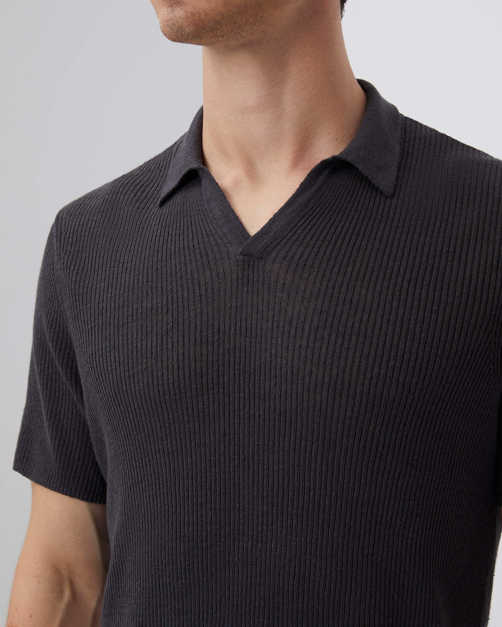 Mens | Johnny Collar Ribbed Polo | Gunmetal - Image 3