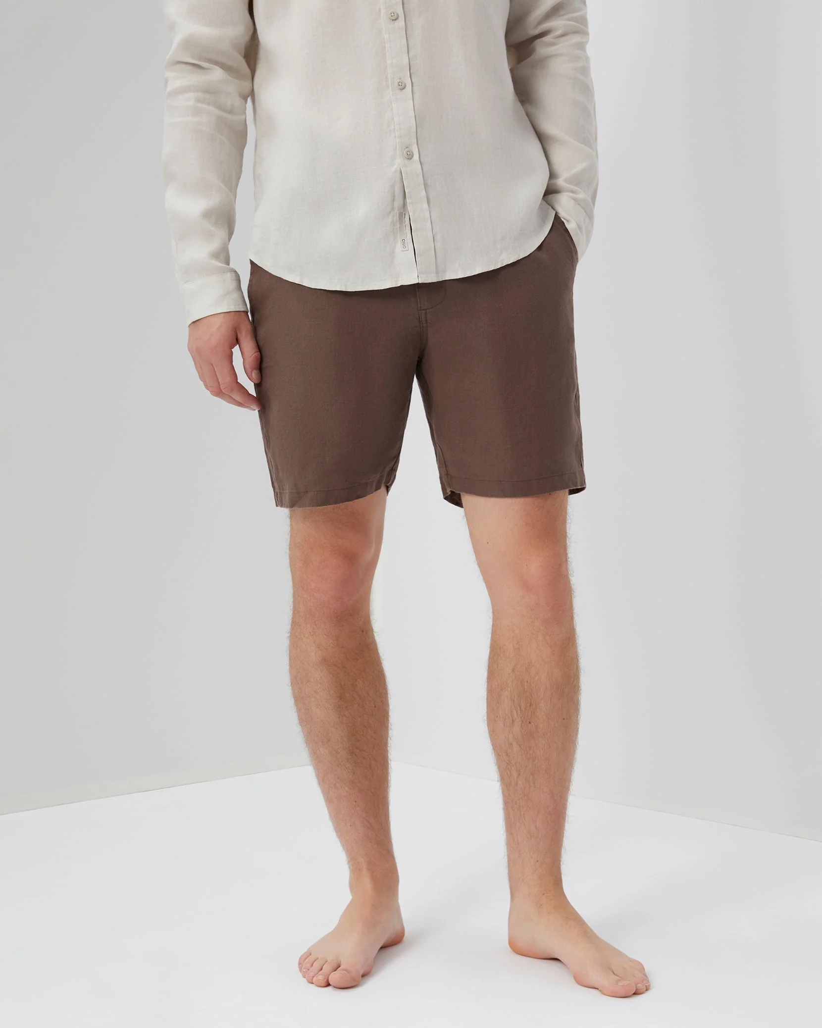 Mens | Linen Fixed-waist Short | Chocolate - Image 3
