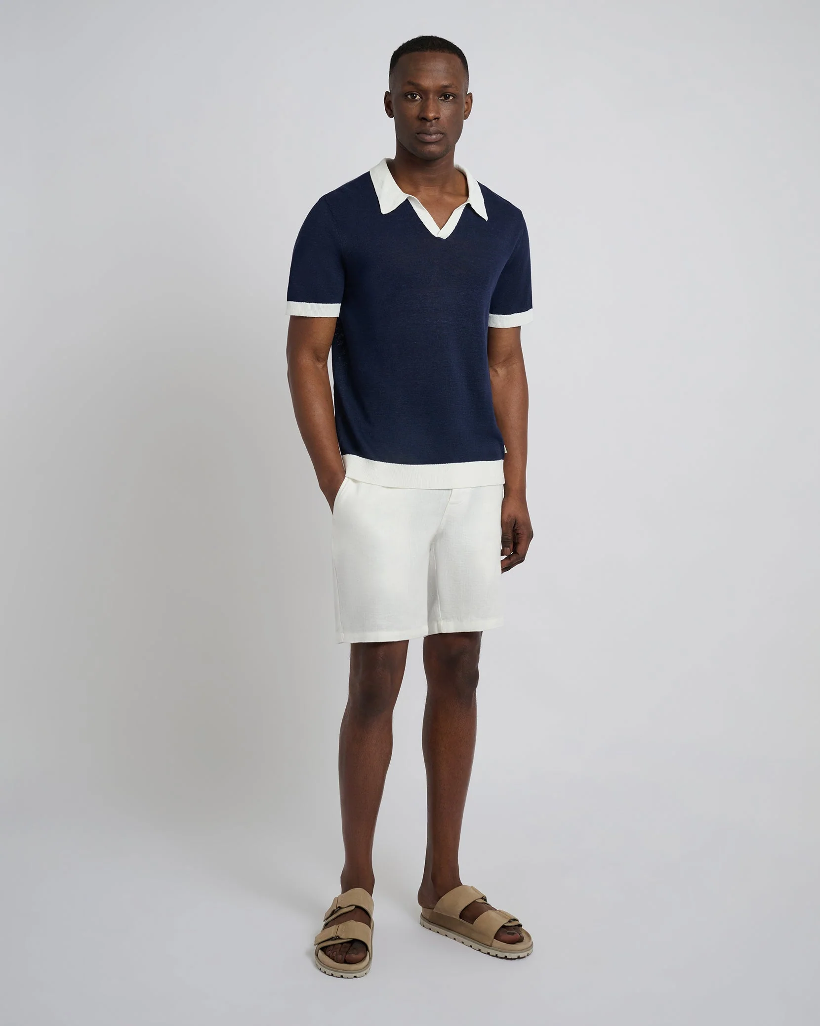 Mens | Linen Johnny Collar Polo Sweater | Deep Navy/White - Image 4