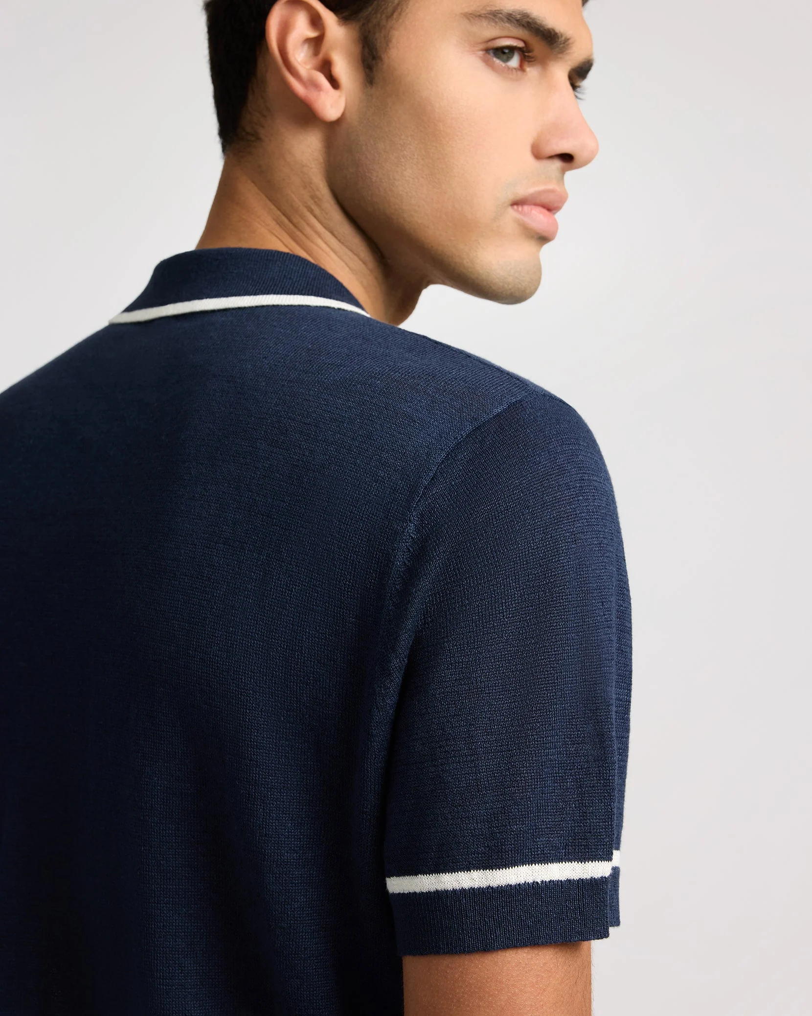 Mens | Linen Johnny Collar Polo Sweater | Midnight - Image 6