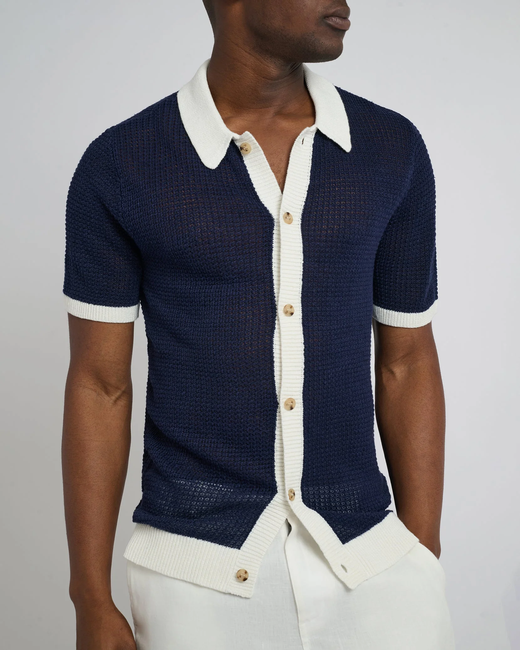 Mens | Linen Short Sleeve Button Up Sweater | Deep Navy/White - Image 3