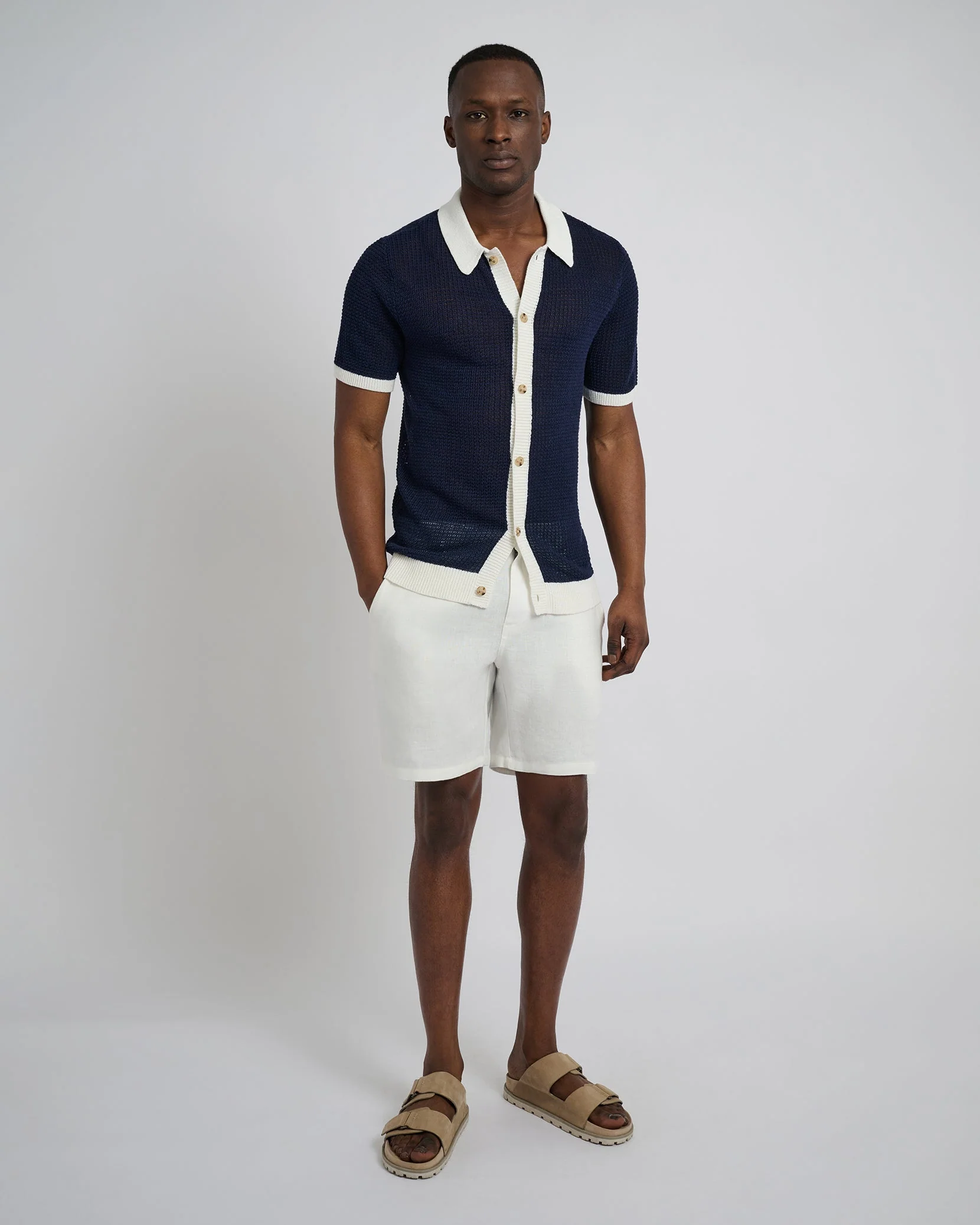 Mens | Linen Short Sleeve Button Up Sweater | Deep Navy/White - Image 4