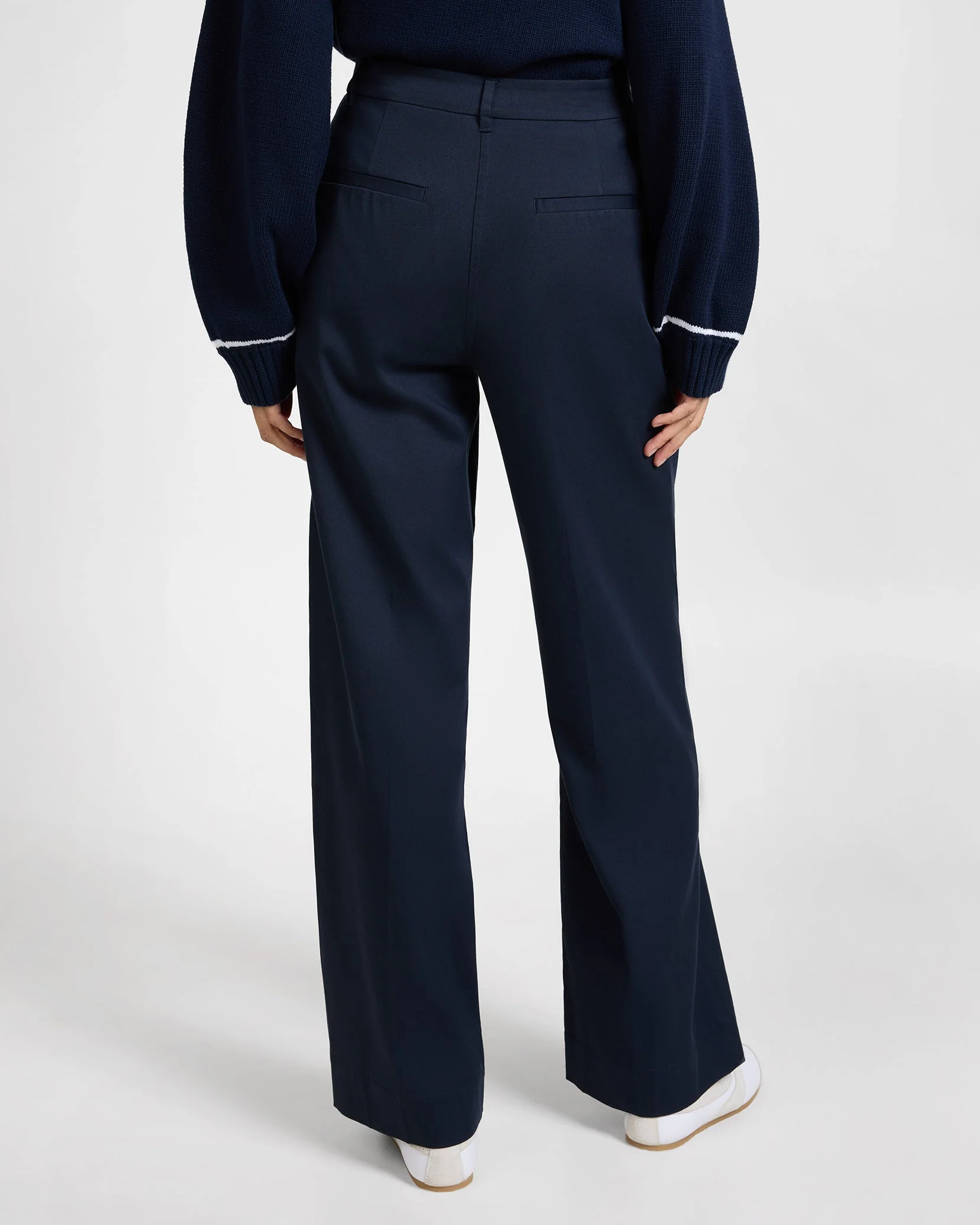 Womens | Lyocell Pleated Trouser | Noir Navy - Image 5