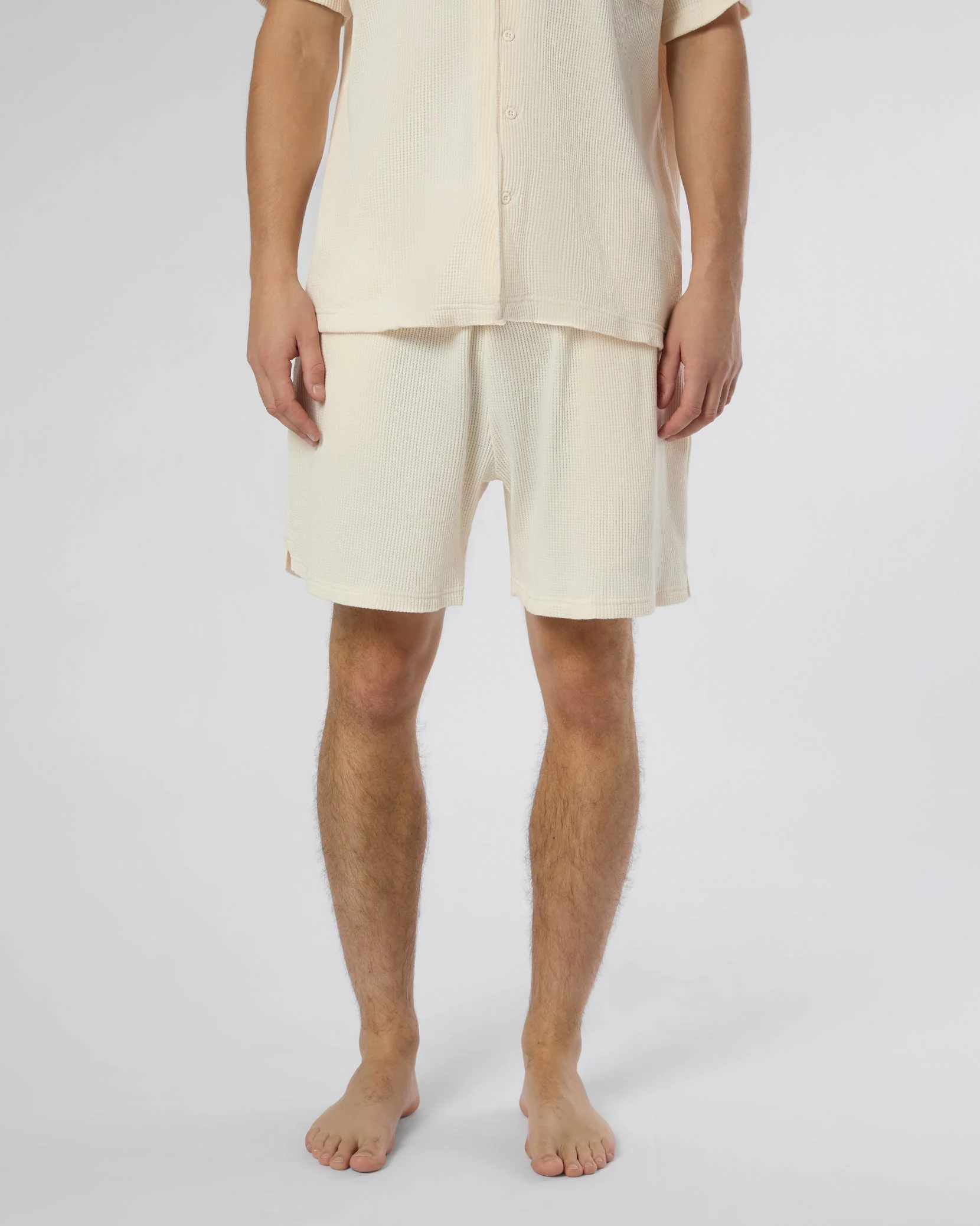 Mens | Macro Waffle 6" Pull-on Short | Salt - Image 2