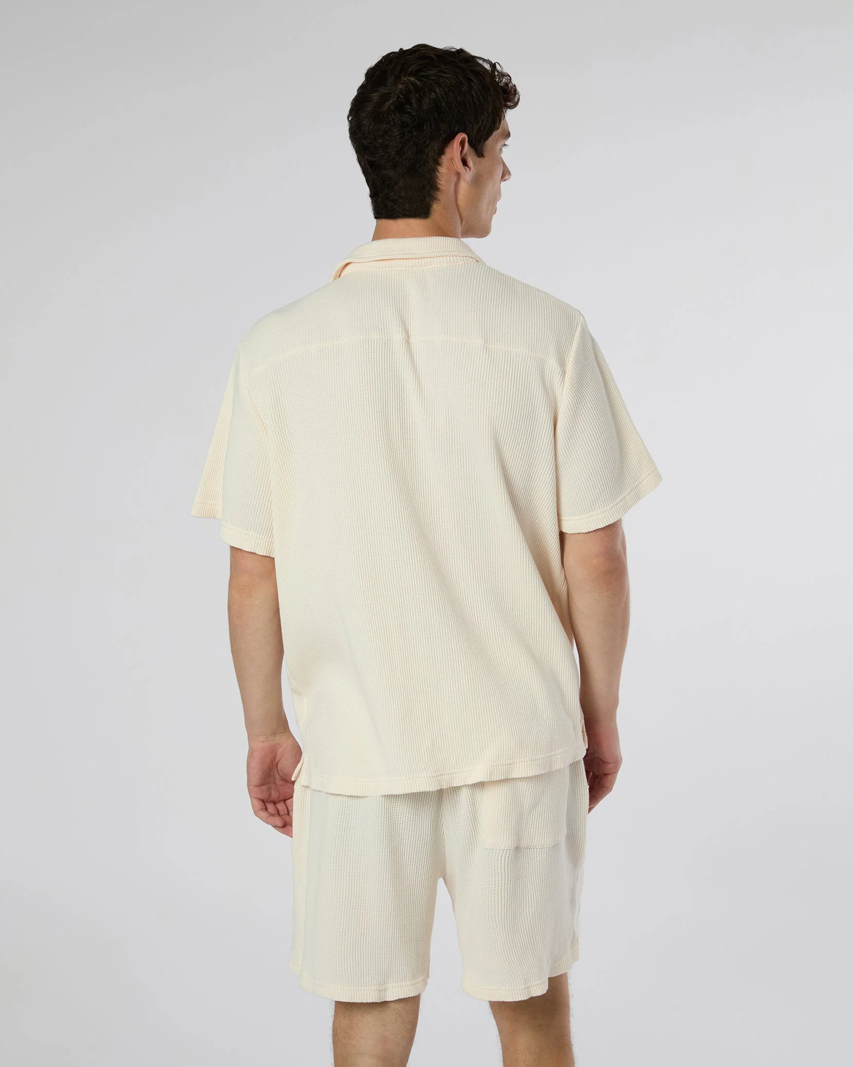 Mens | Macro Waffle Vacation Shirt | Salt - Image 5