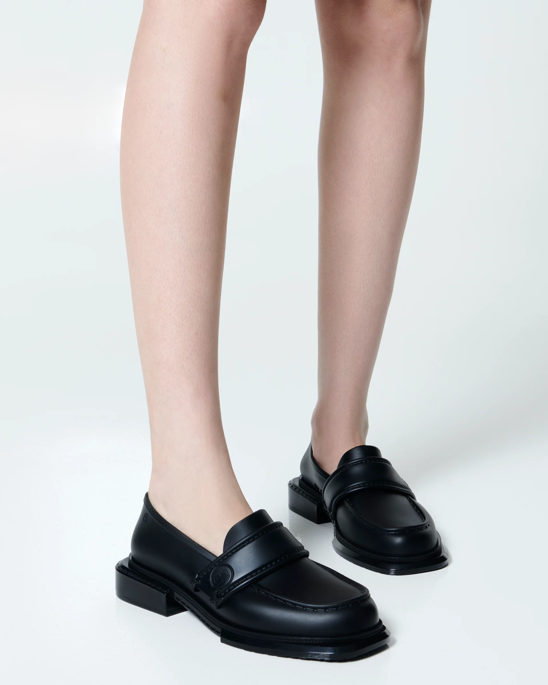 Spencer Closed | Black - Image 9