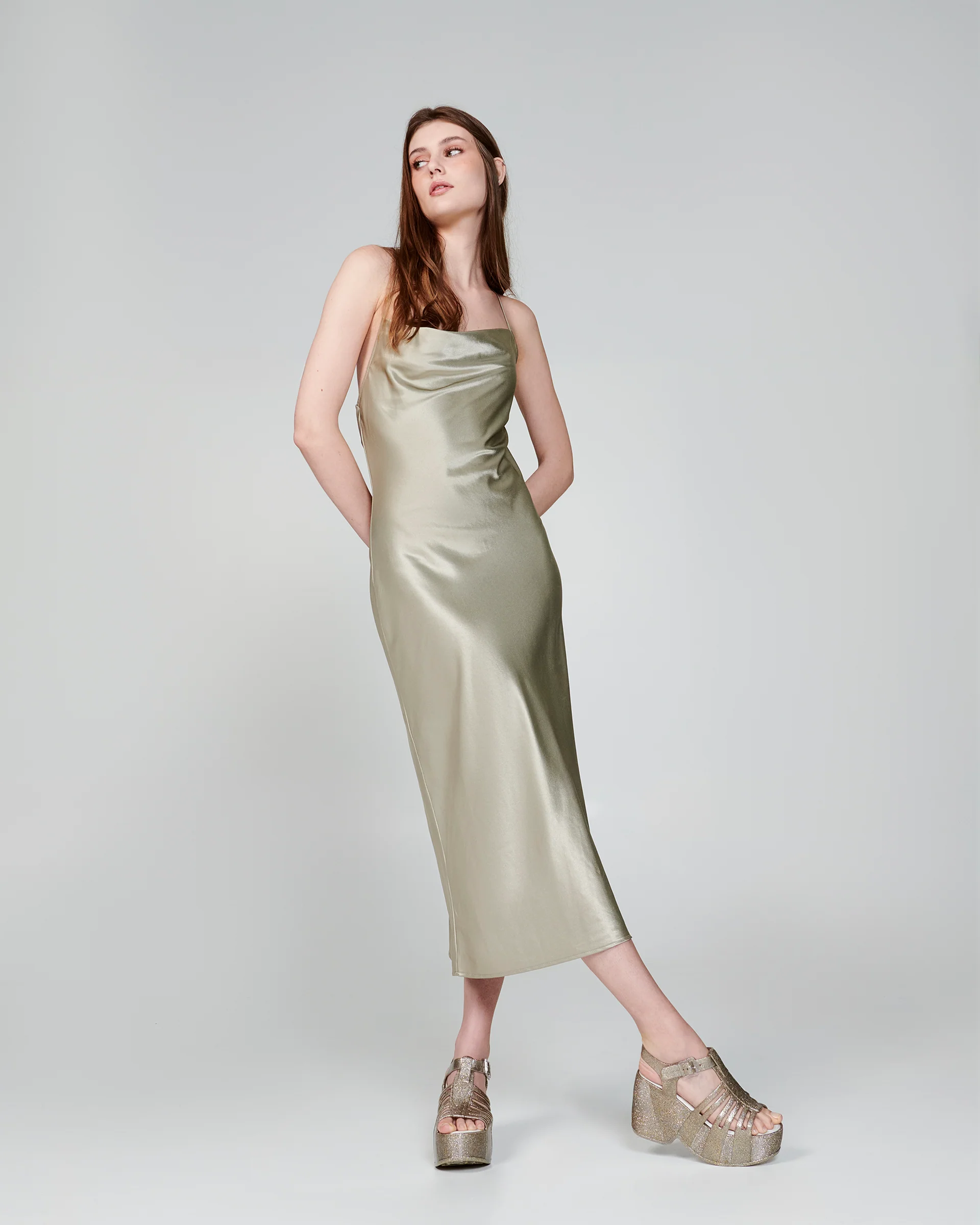 Station 79 Platform | Glitter Gold - Image 10