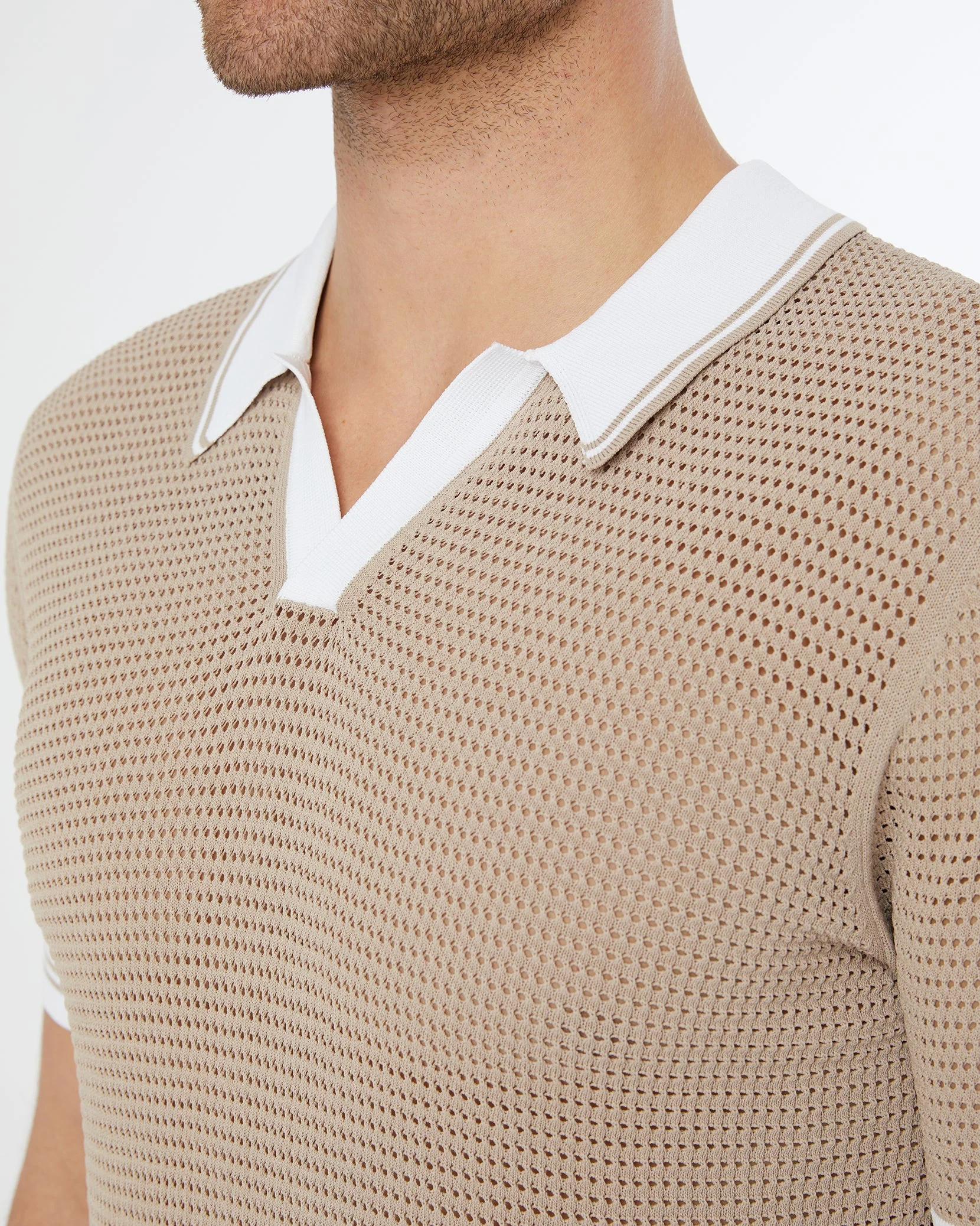 Mens | Mesh Knit Johnny Collar Polo | Tan/White - Image 4
