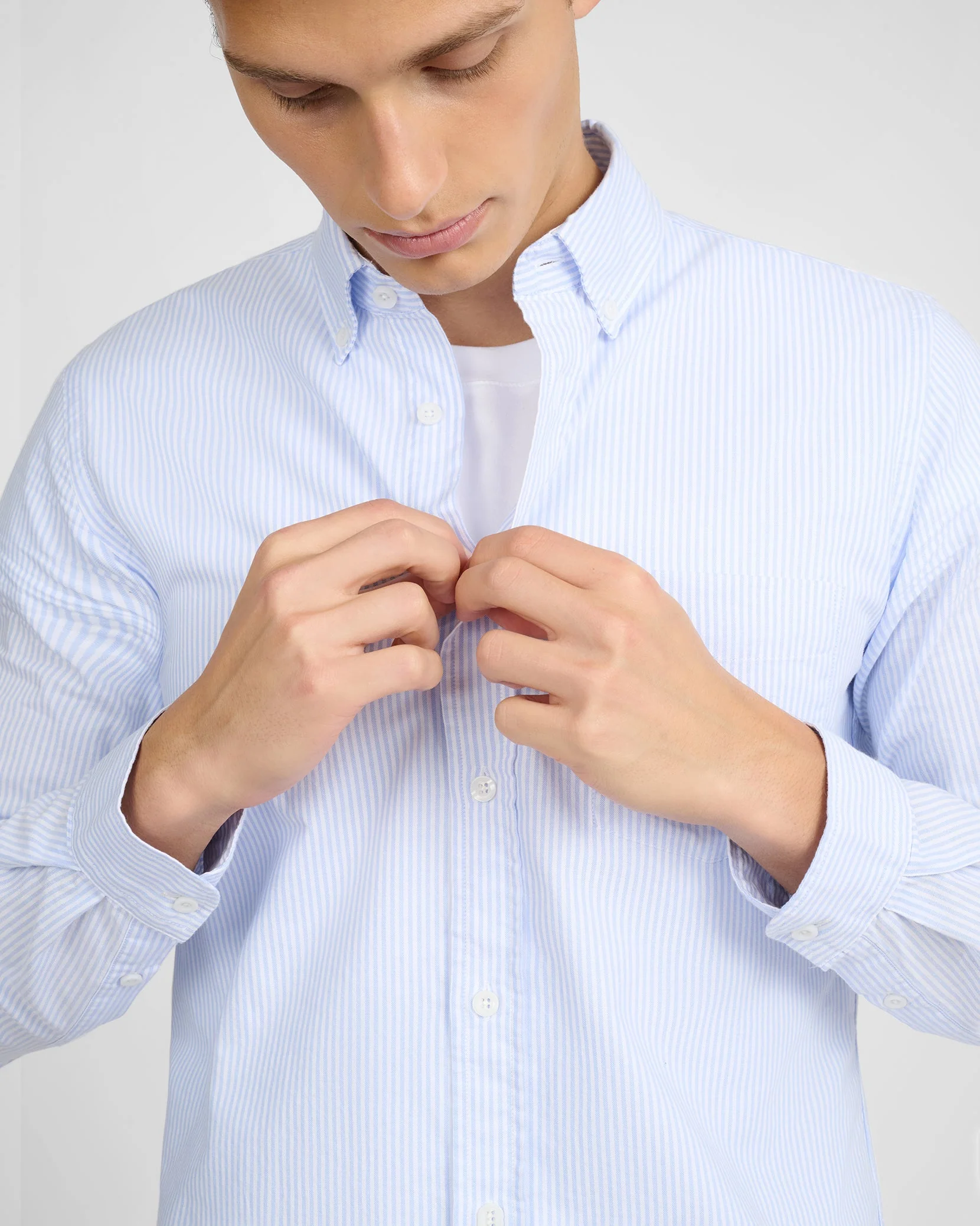 Mens | Oxford Long Sleeve Button Down Shirt | Light Blue/White - Image 3