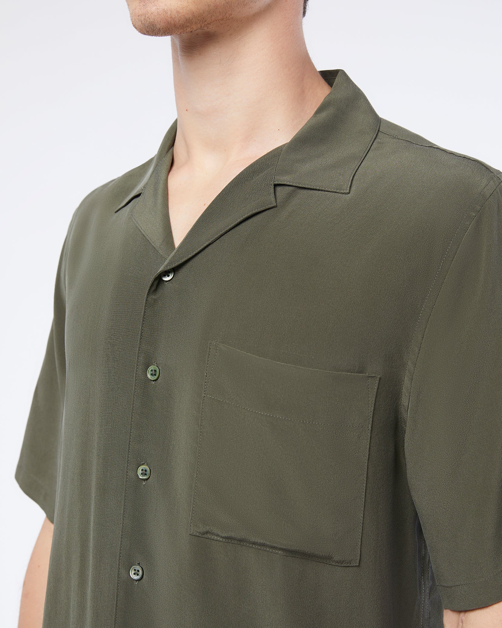Mens | Silk Vacation Shirt | Dark Olive - Image 4