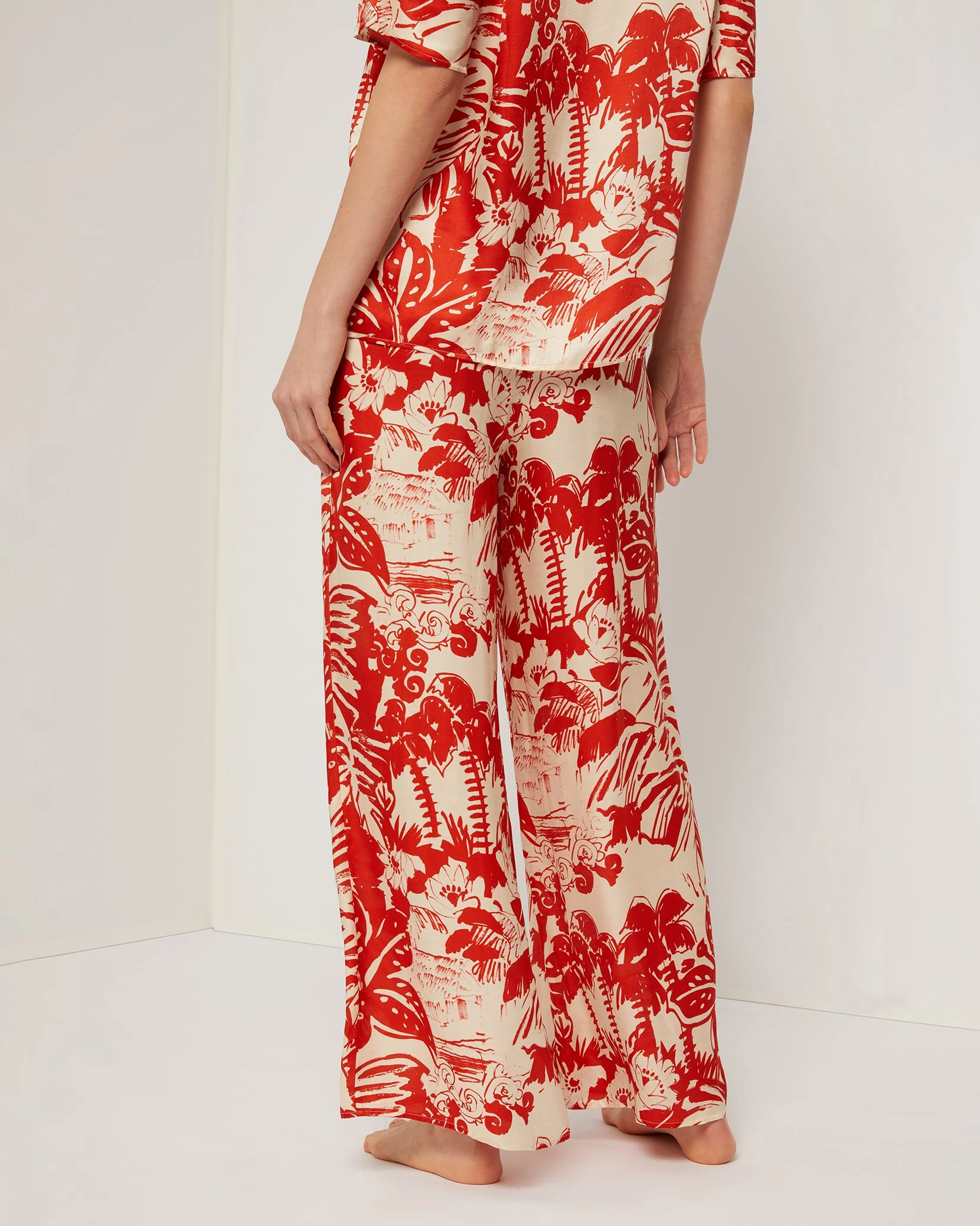 Womens | Silk Wide Leg Drawstring Pant | Poinciana/Cream - Image 5